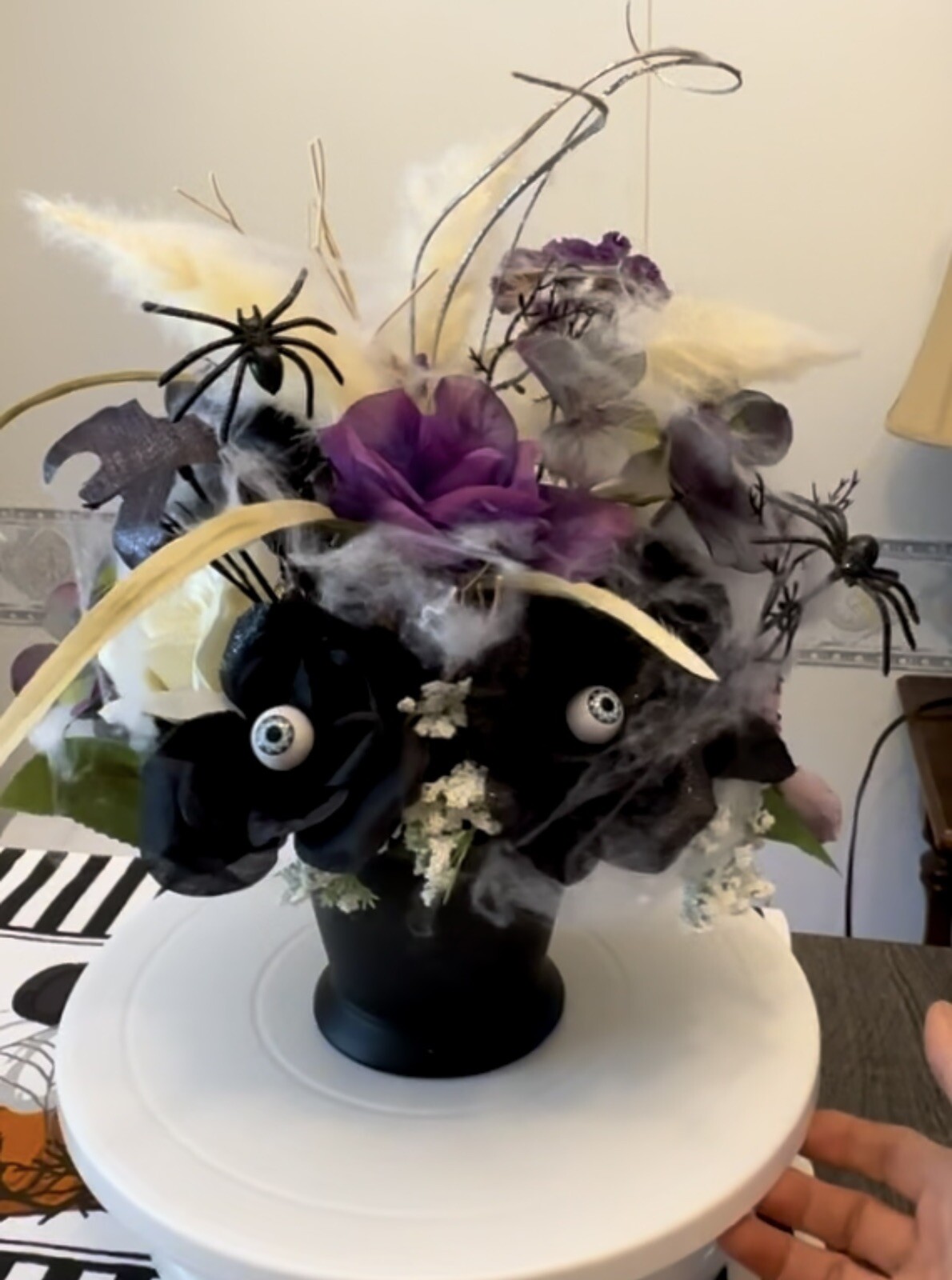💥Halloween’s Table Decoration only One I Made Size:14×15”