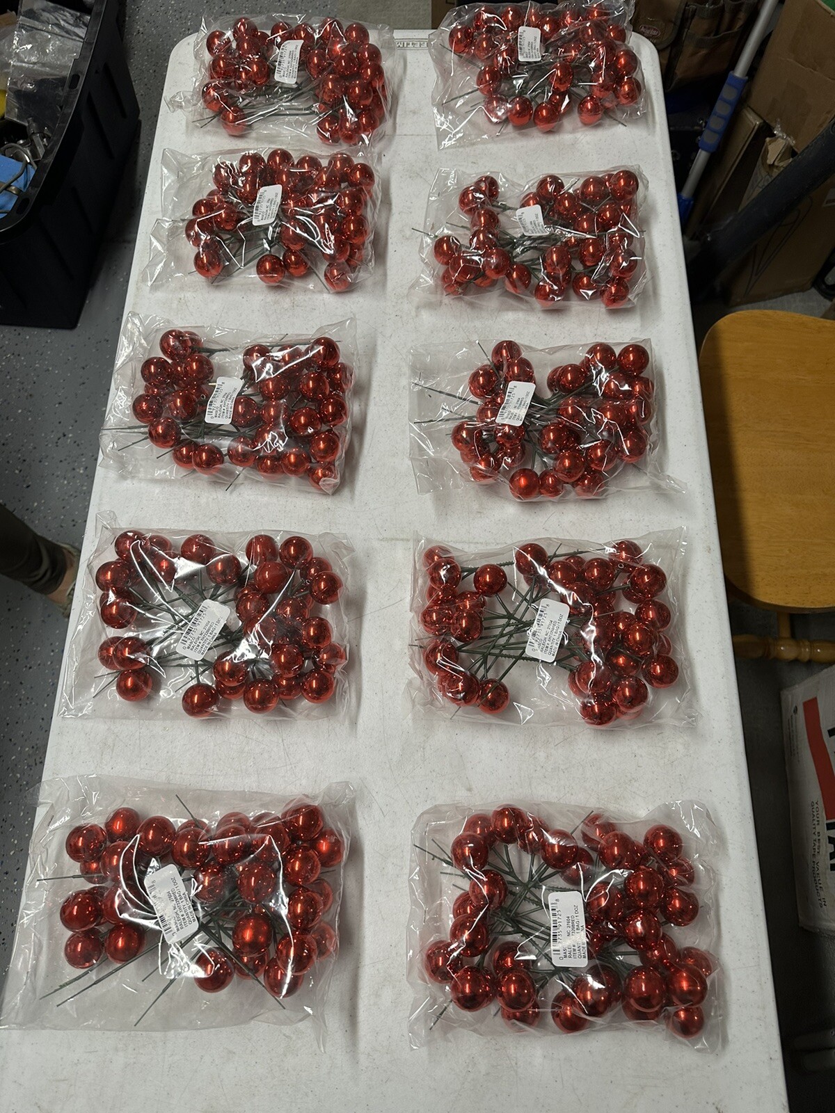 10 Dozen 30 MM Ball Cluster X3 Floral Arrangement Decorations Red