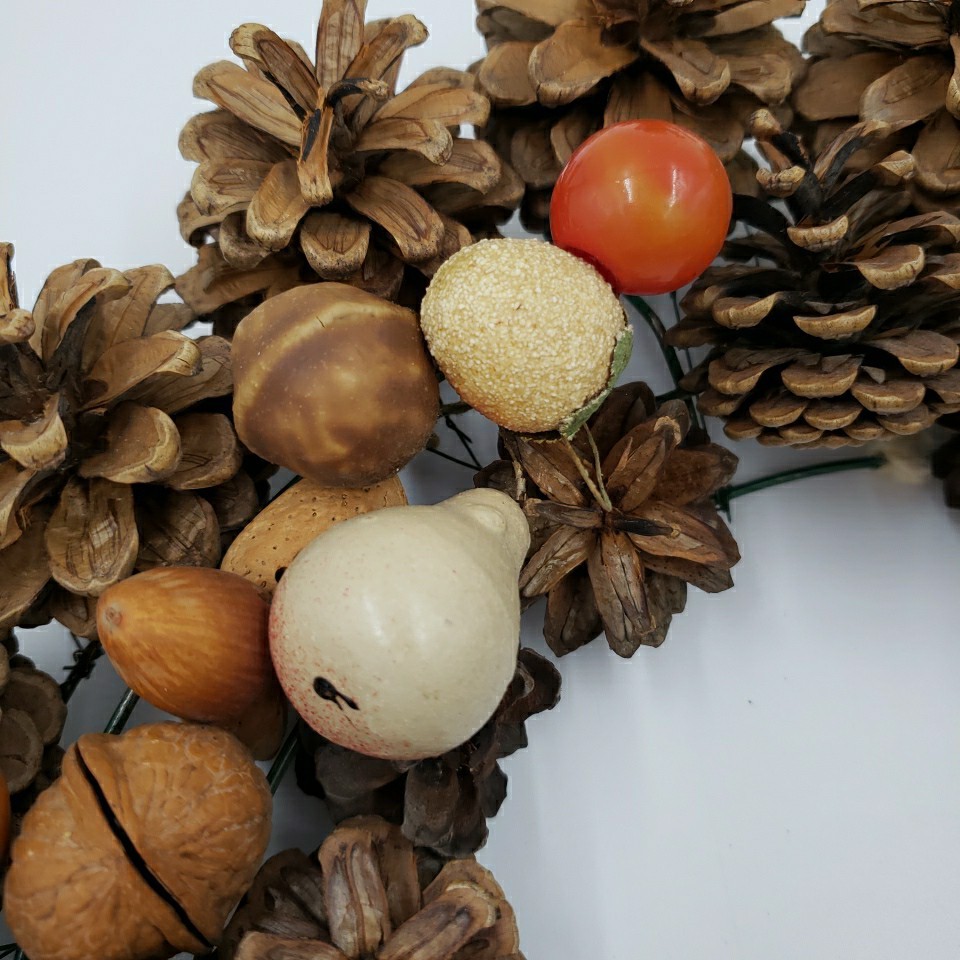 Vintage Fall Door Wreath Autumn 14″ Natural Nuts Fruit Berries Pears Pinecones