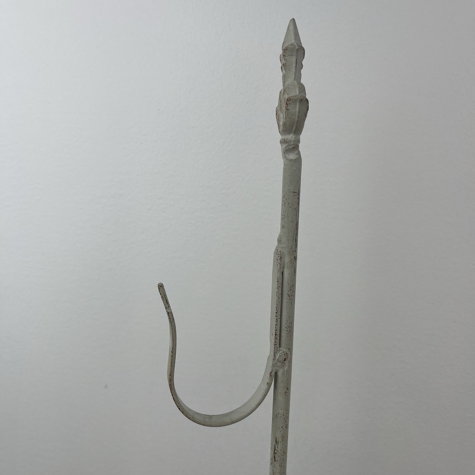 Vintage~Wreath Floor Stand~30″~White Distressed Cast Iron~2 Piece~Fleur-de-lis