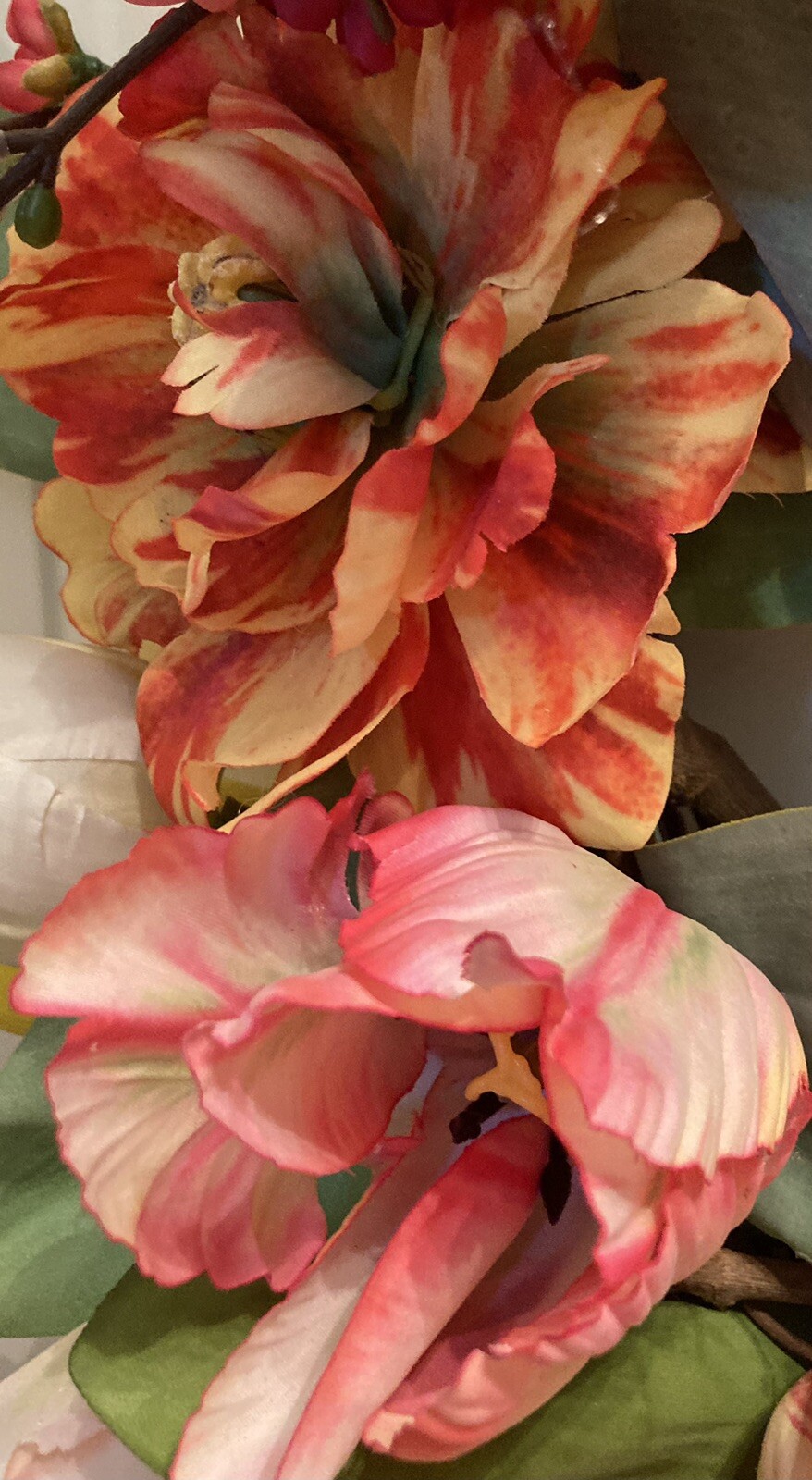 Extravagant And Colorful Tulip Wreath
