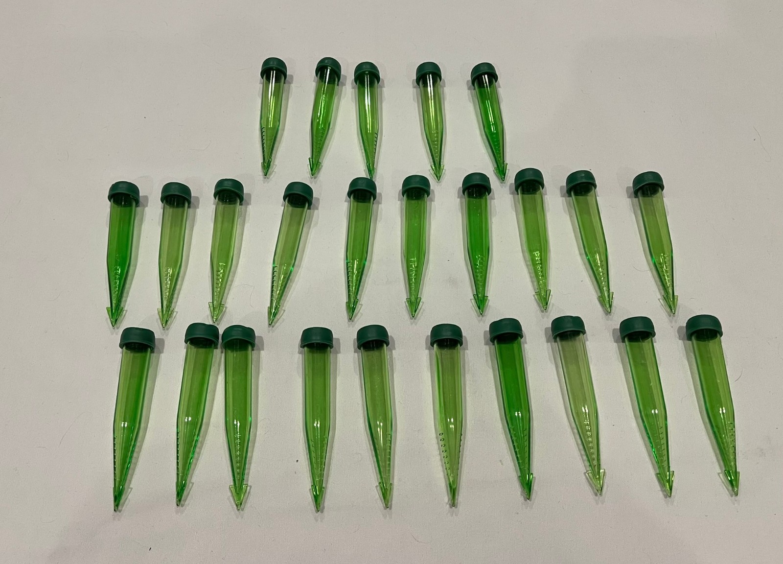 OASIS 4″ Floral Water Picks Tubes With Caps Green Lot of 25 Stem Water Vials