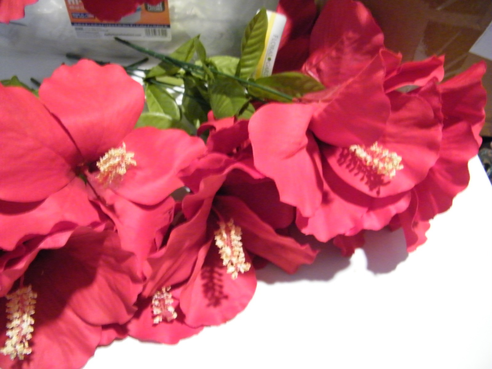 NEW-2 BUNCHES approx 15 stems FUCHSIA HUE ARTIFICIAL HIBISCUS FLOWERS