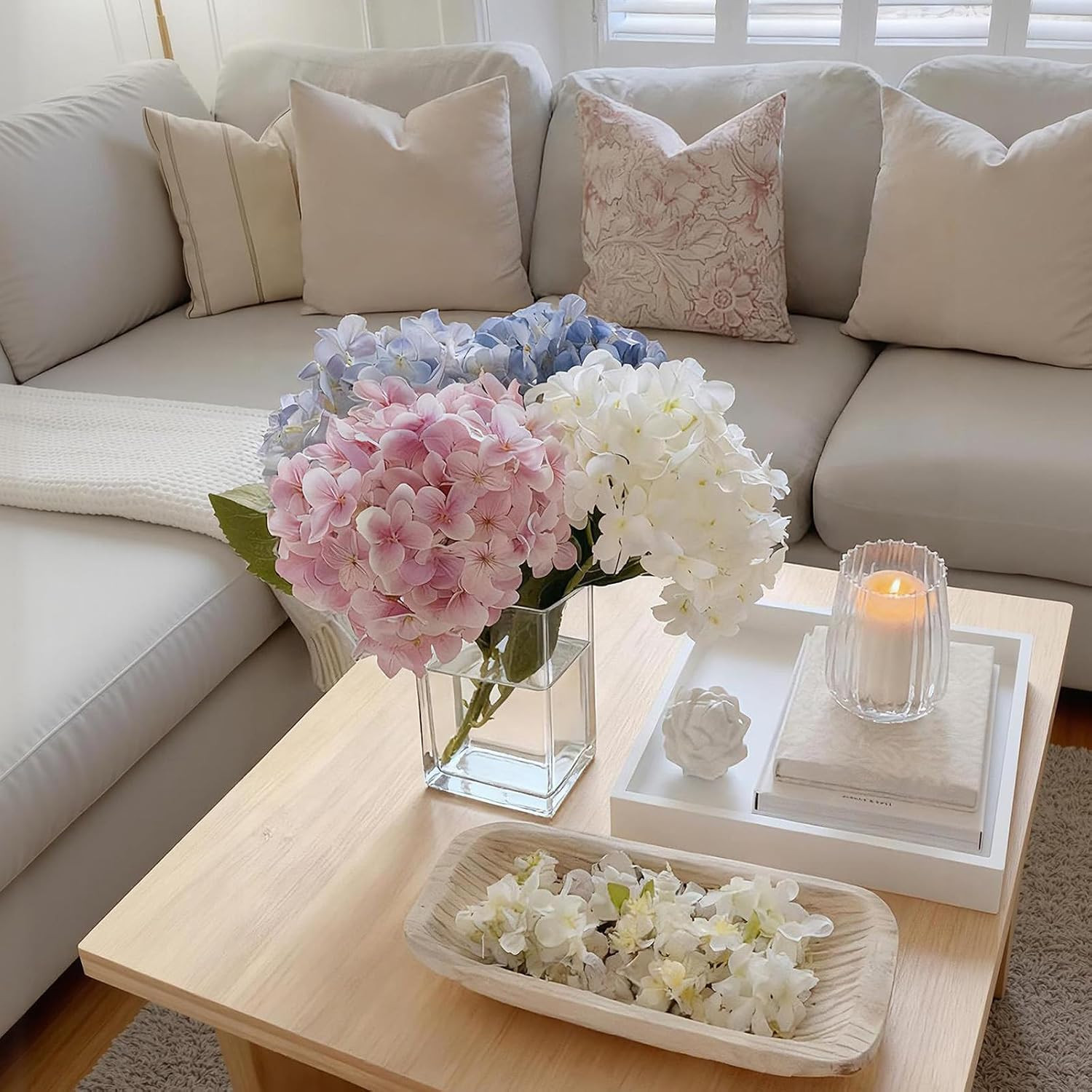 Real Touch Hydrangea Silk Flowers in Glass Vase – Elegant Home Decor Centerpiece