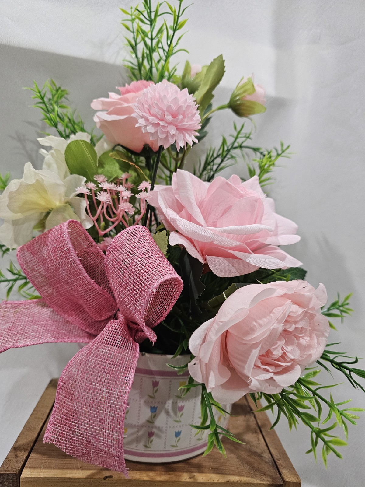 Artificial Flower Arrangement Soft Pink Roses in a beautiful pink & White vase