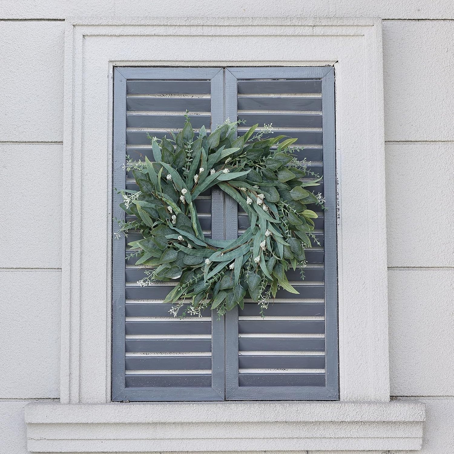 Vibrant Artificial Eucalyptus Wreath – All Season Home Decor