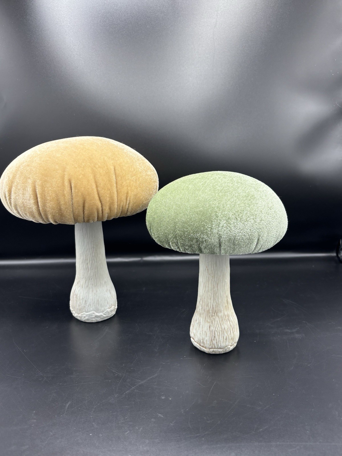 Set Of 2 Flora Bunda Soft Velvet Mushrooms Shelf Sitters Retro Tan/green Large