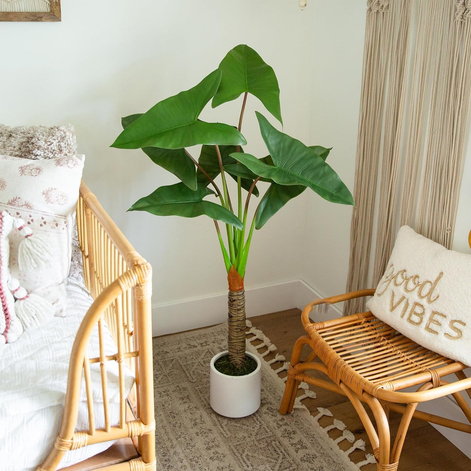 4.5Ft Artificial Arrowhead Philodendron in White Planter – Lifelike Decor