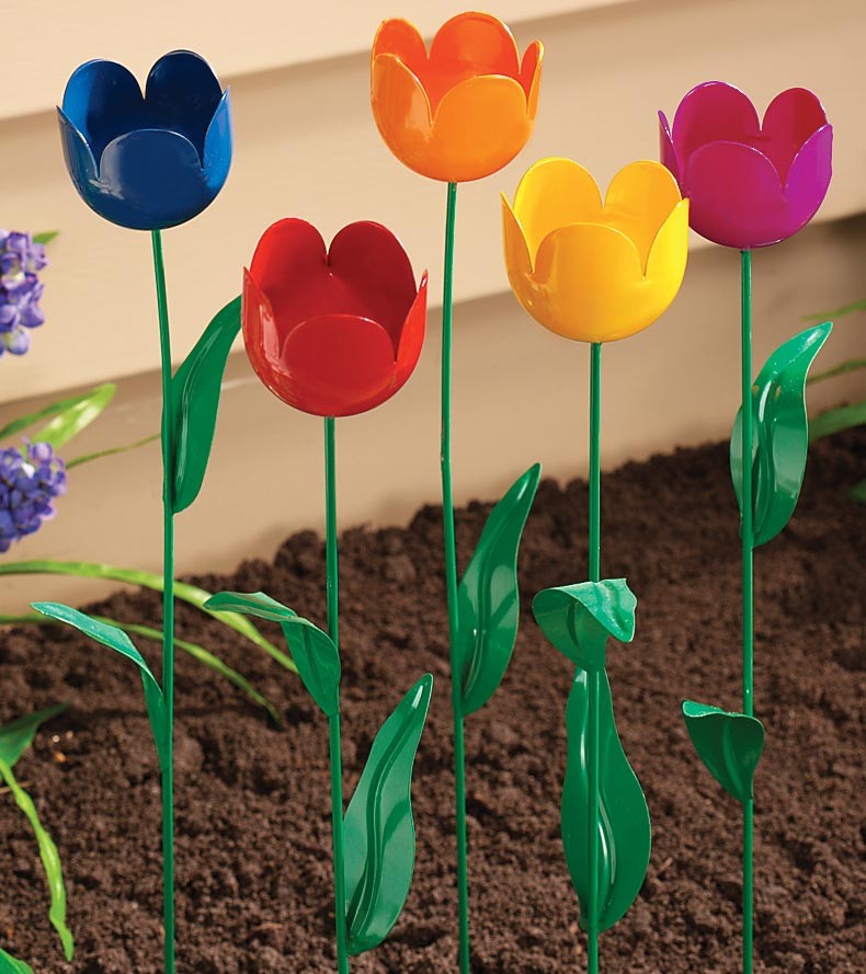 Metal Tulip Stakes, Set of 5