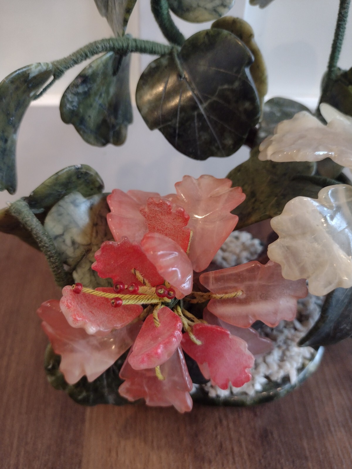 Vintage Bonsai Blossom Flower Tree Jade Agate Quartz Stone Glass Gorgeous 10″