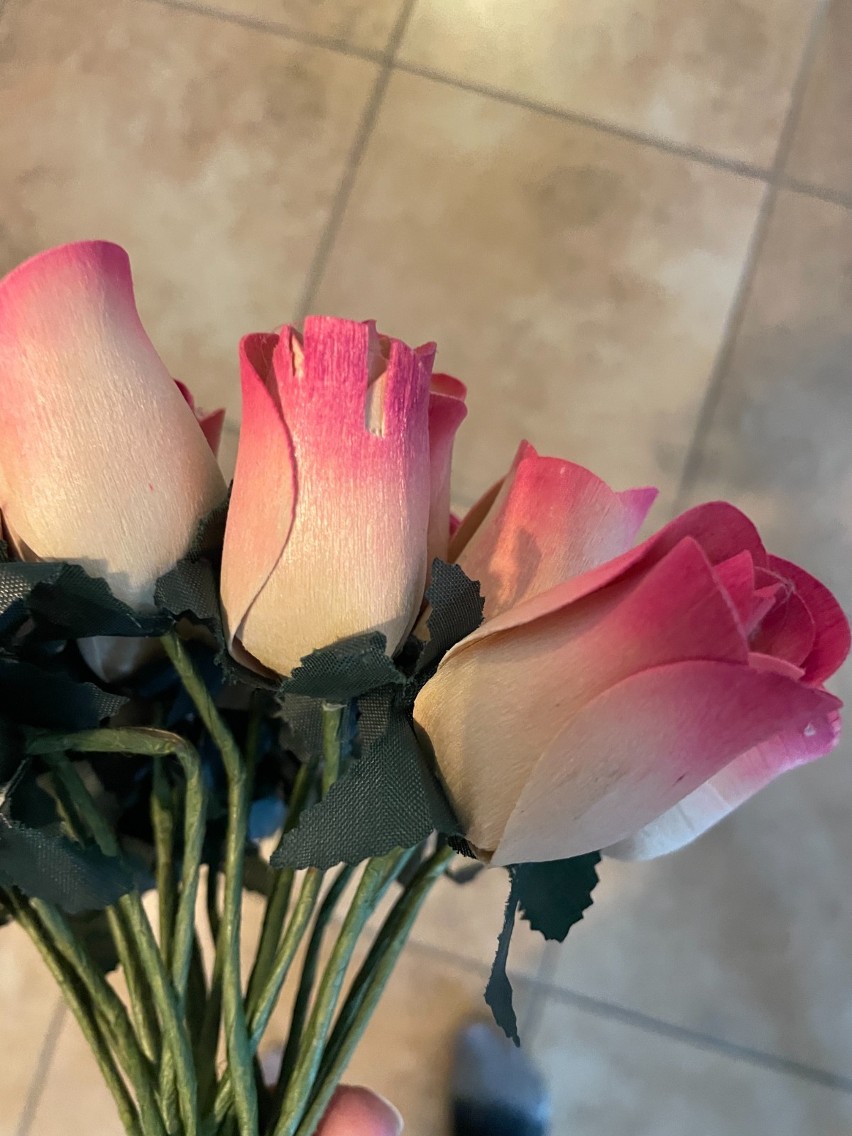 Bouquet Of Wooden Fake Roses Red & White Ombre lot of 21 Decorative