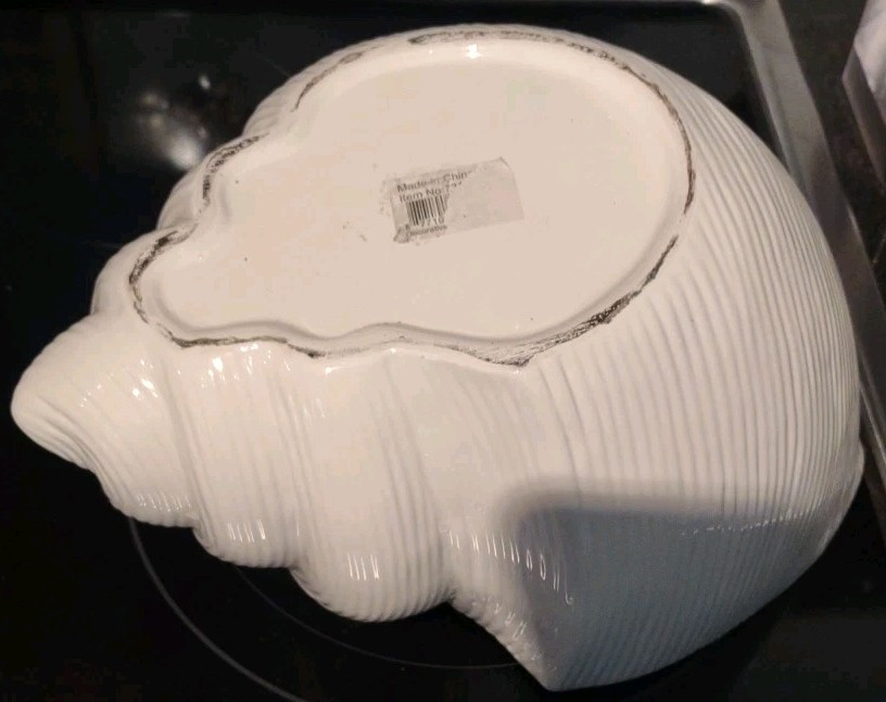 White Ceramic Sea Shell Plant Holder/Container H 9 In. X L 12.5 In X W 8 In. ML