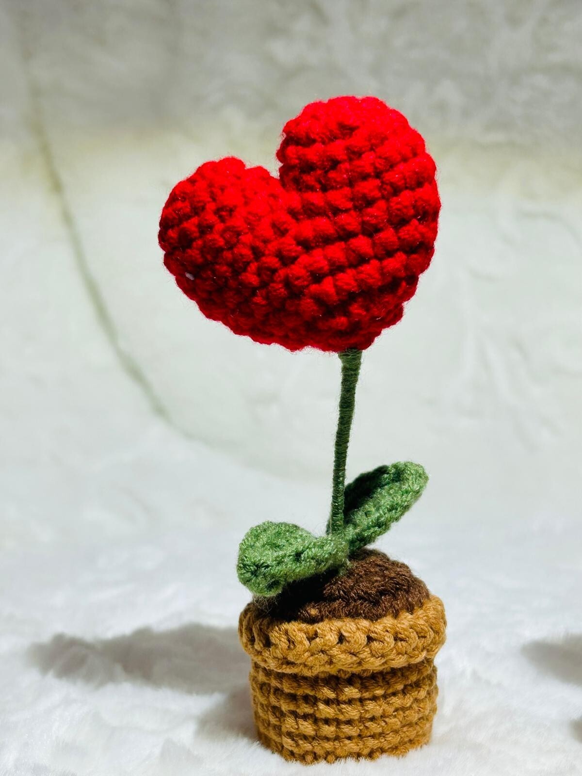 Hand Knitted Potted Plants Crochet Heart Flower, gift, Home Decor Ornament X1