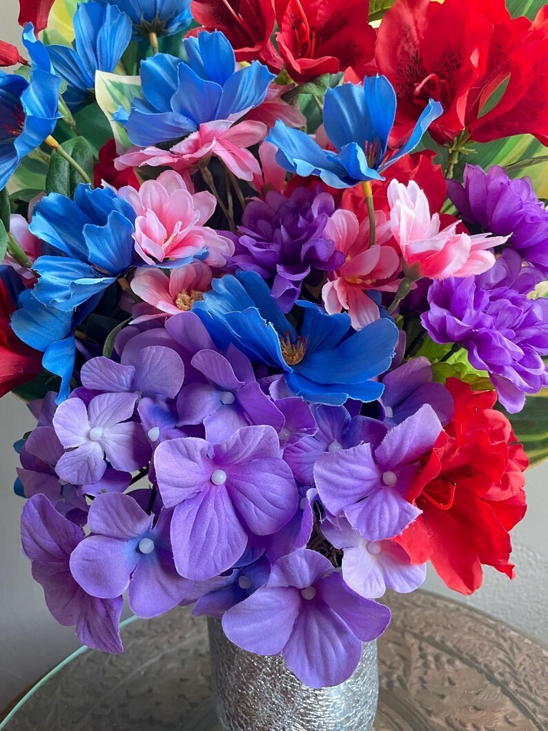 Tropical Floral Arrangement: Colorful Beach House Decor, Cute Table Centerpiece