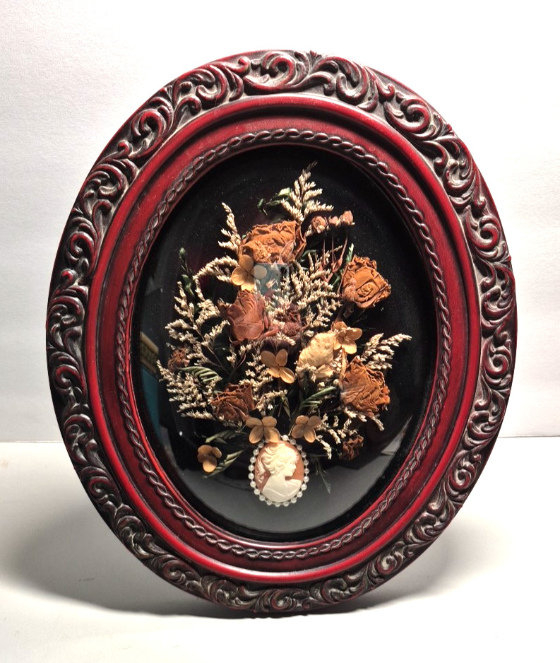 Victorian Style Dried Flower Art Glass Dome Cameo Chip n Dale Crafts Cape May NJ