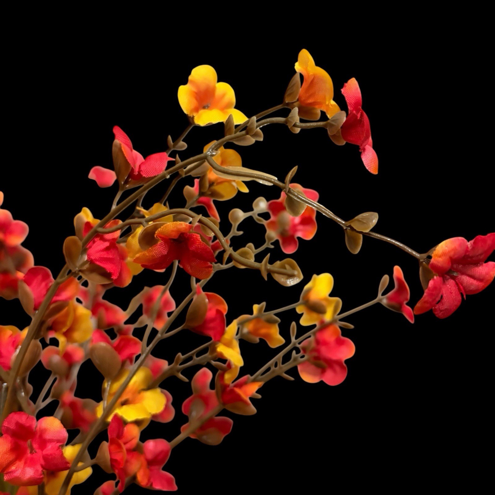 5ps/ Stems Babys Breath/Wild Silk Artificial Flowers Yellow Orange Mix 27” New