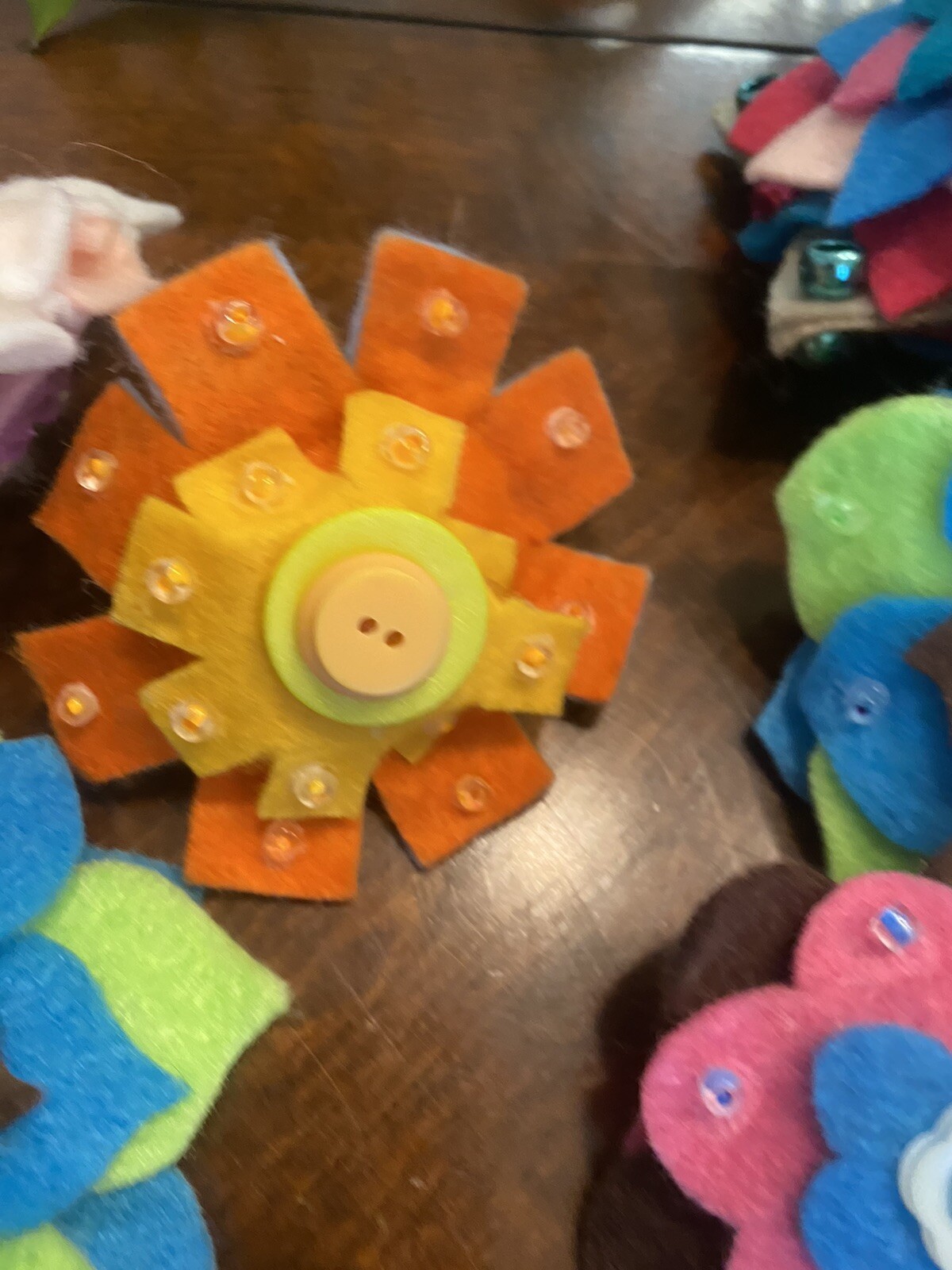 Lot of 8 PUFFY Beautiful Hand Cut Felt & Buttons FLOWERS Cottage CORE 3-5″