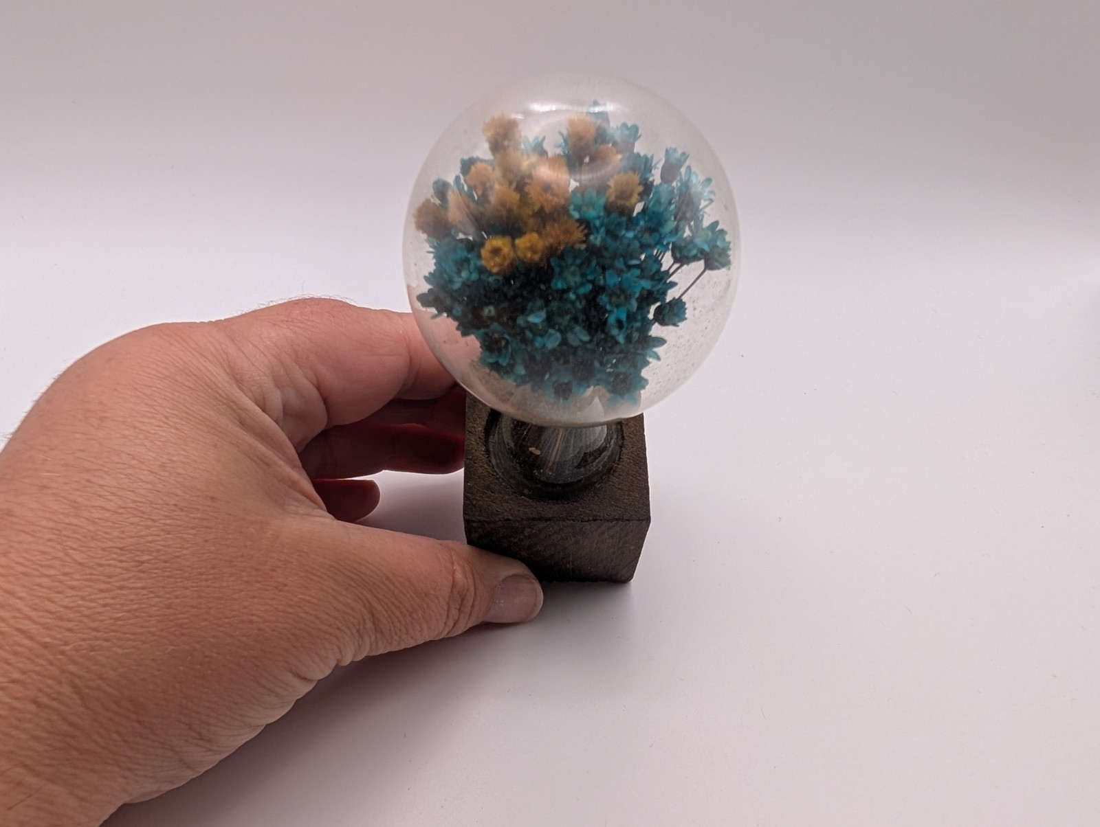Vtg Dried Flowers Glass Wood 1970s Cottage Core Fairy Farm Country Paperweight