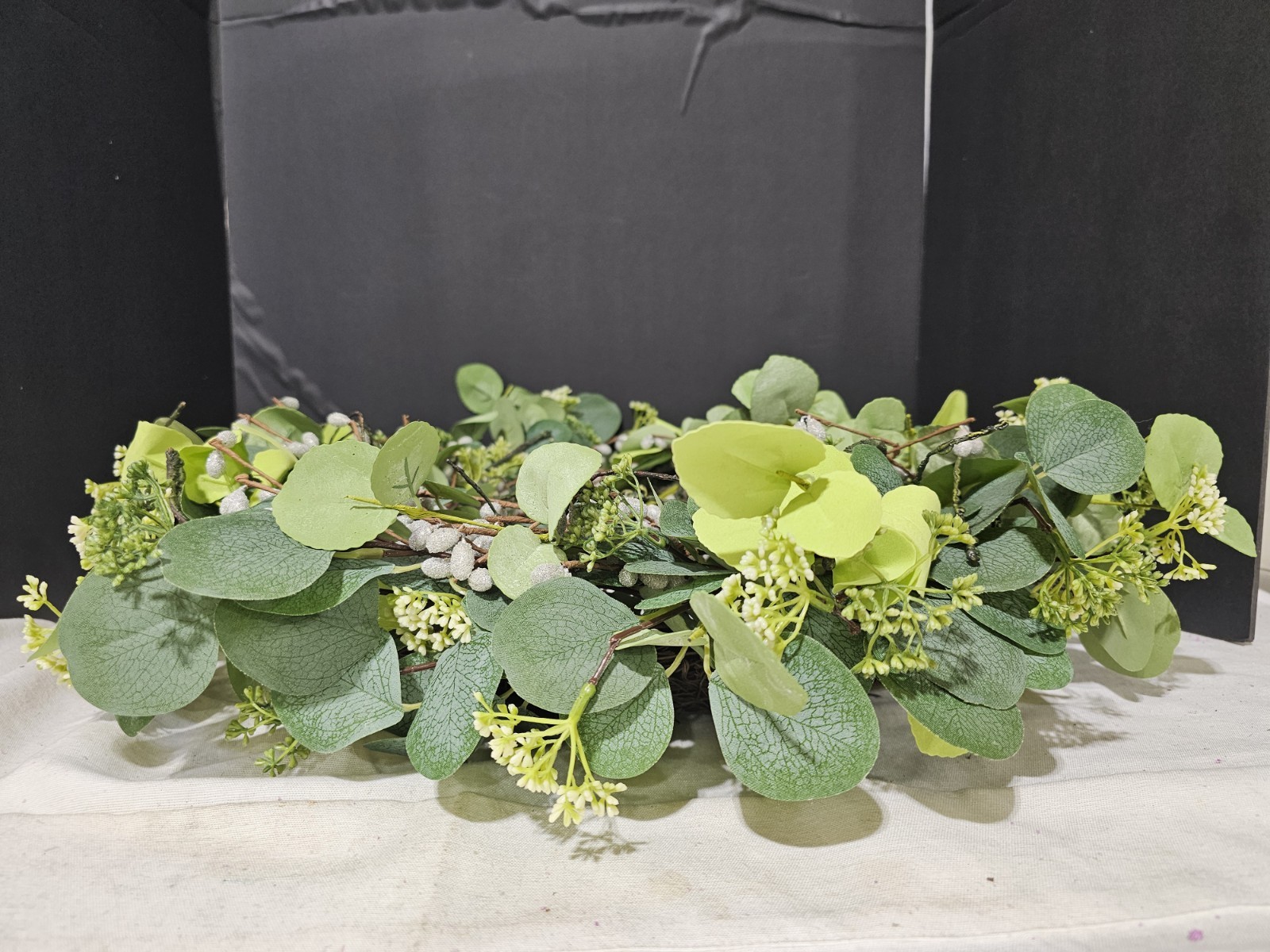26 Inch Eucalyptus Wreath for Front Door, Large Artificial Greenery Wreath