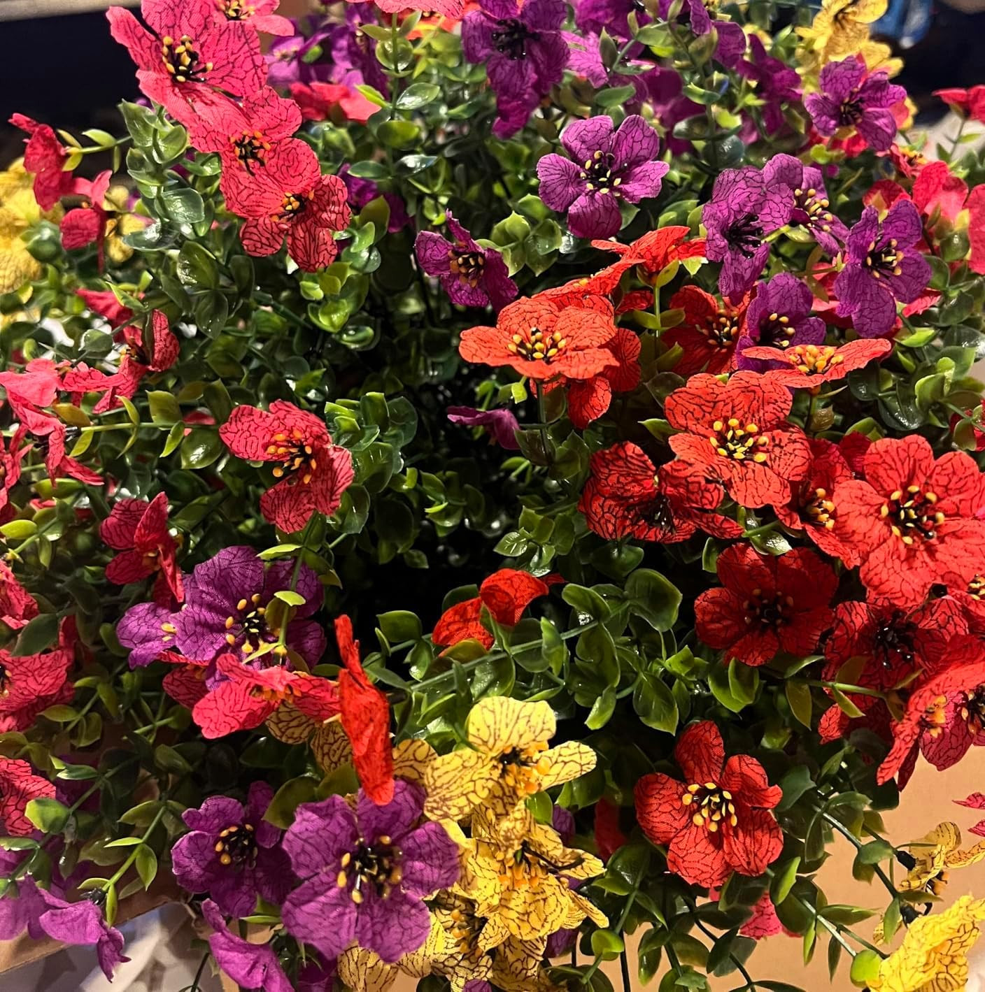 Artificial Faux Hanging Plants Flowers Basket for Summer Autumn, Colorful Daisy