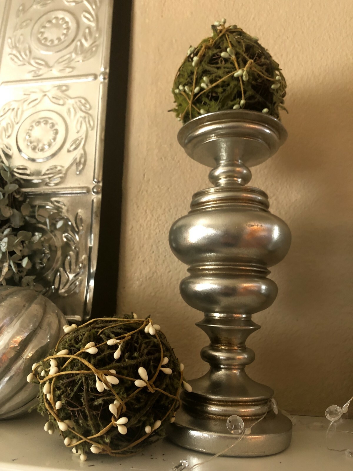 Grapevine MOSS BALL with White Berries FLORAL DECOR