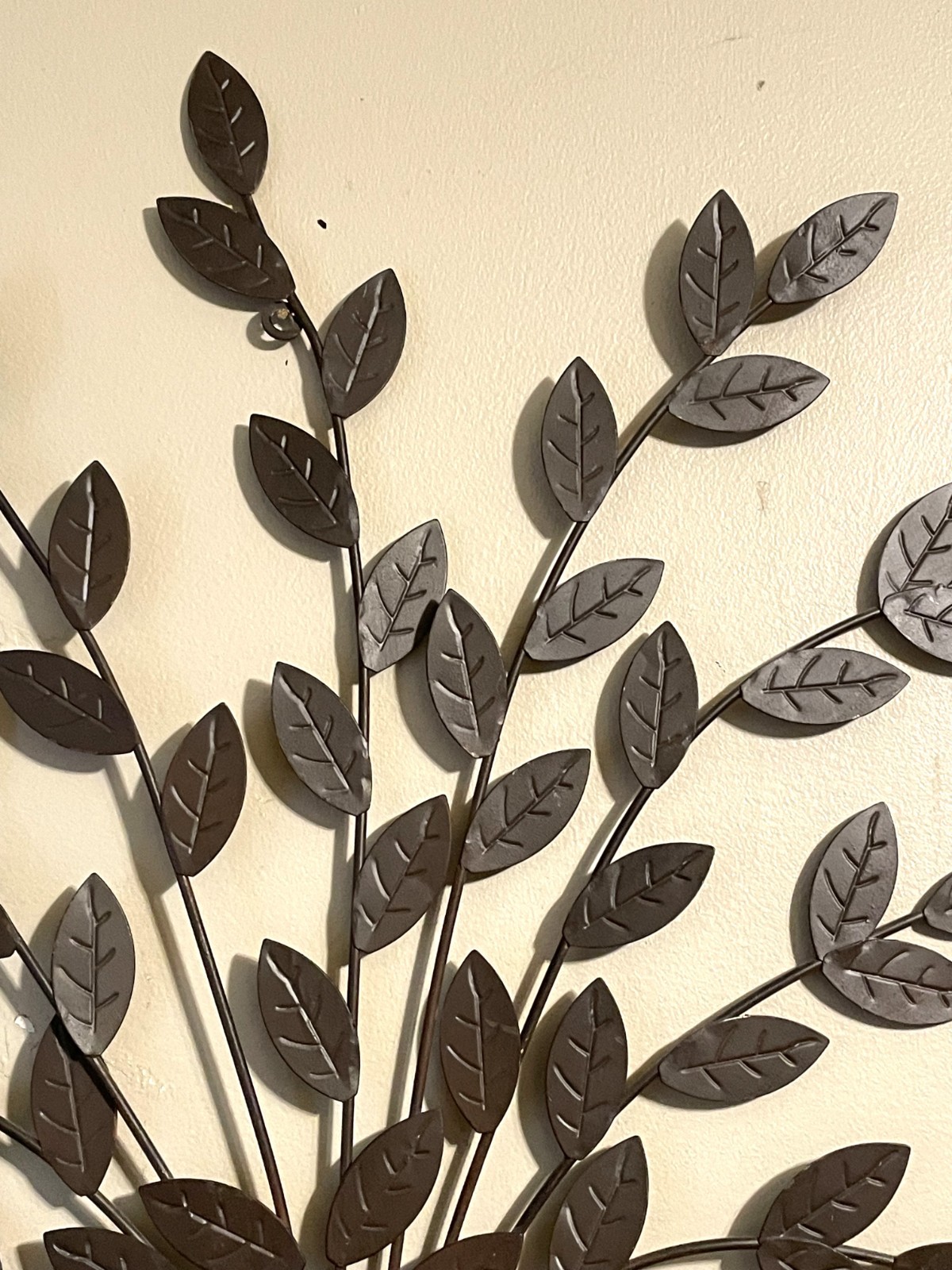 Brown Metal Tree Branch Wall Hanging Art 26″ Square Leaf Nature Decor Large