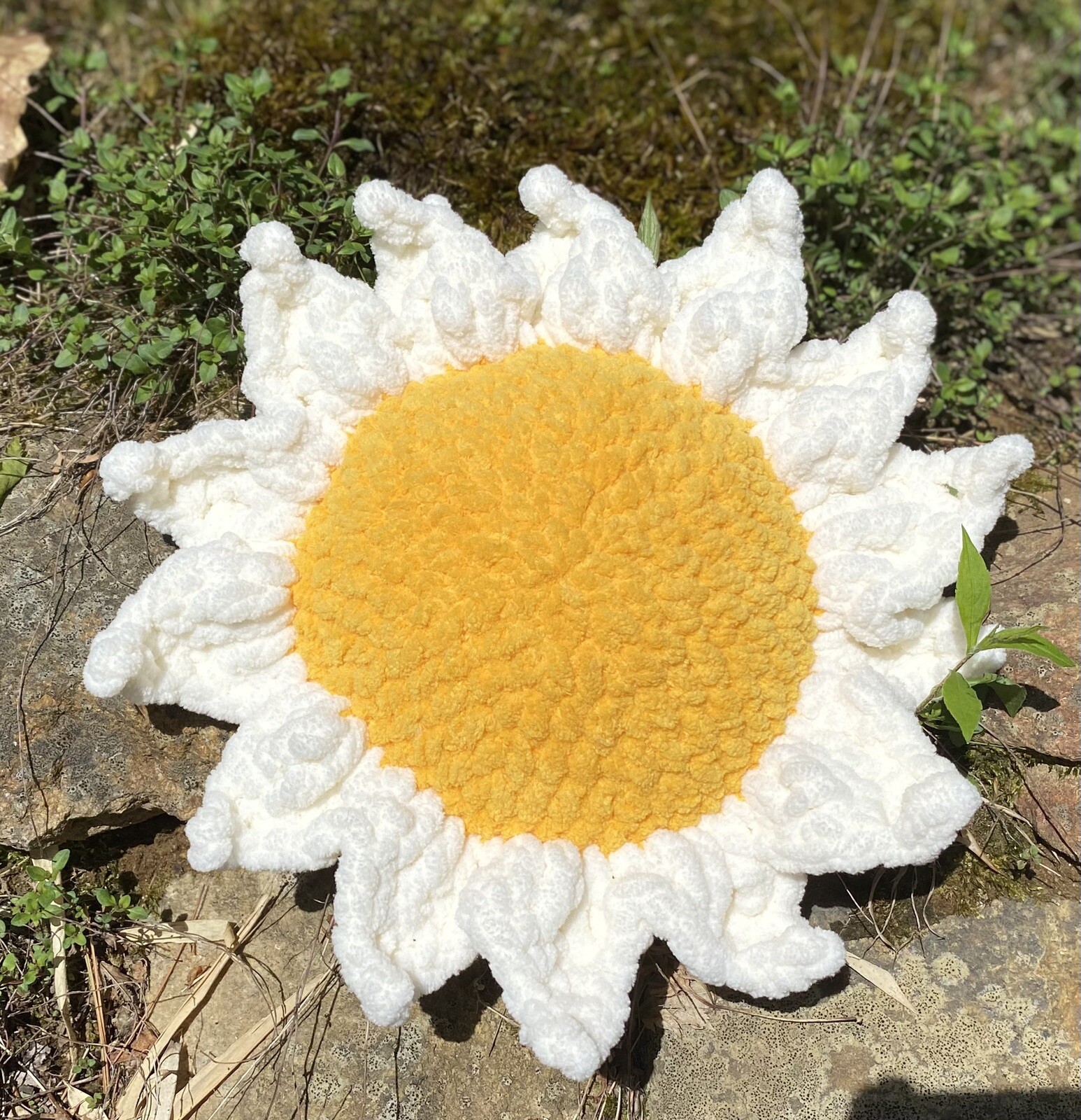 Cottage Style Farmhouse Summer Flowers Pillows Daisy Bowl Filler Tiered Tray