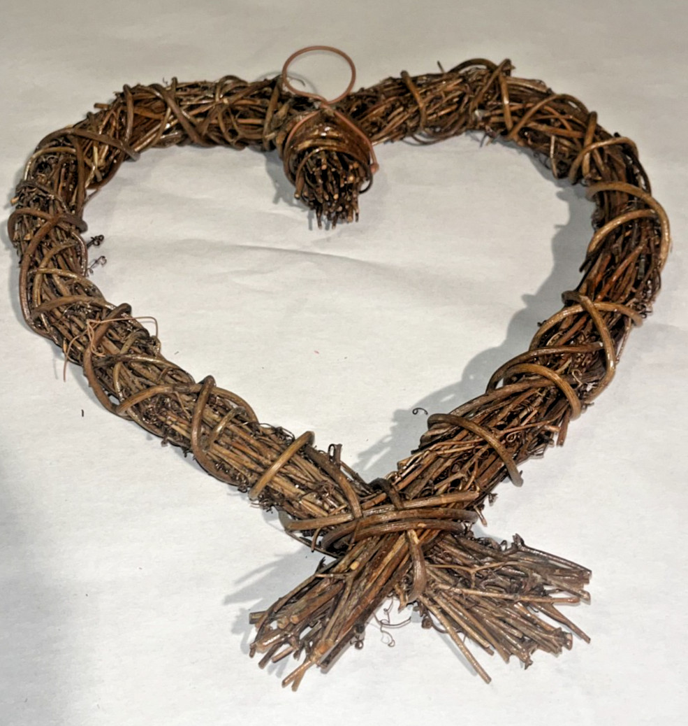 1 Medium 2 Small Rustic Dark Brown Finish Rattan Heart-Shaped Wreaths