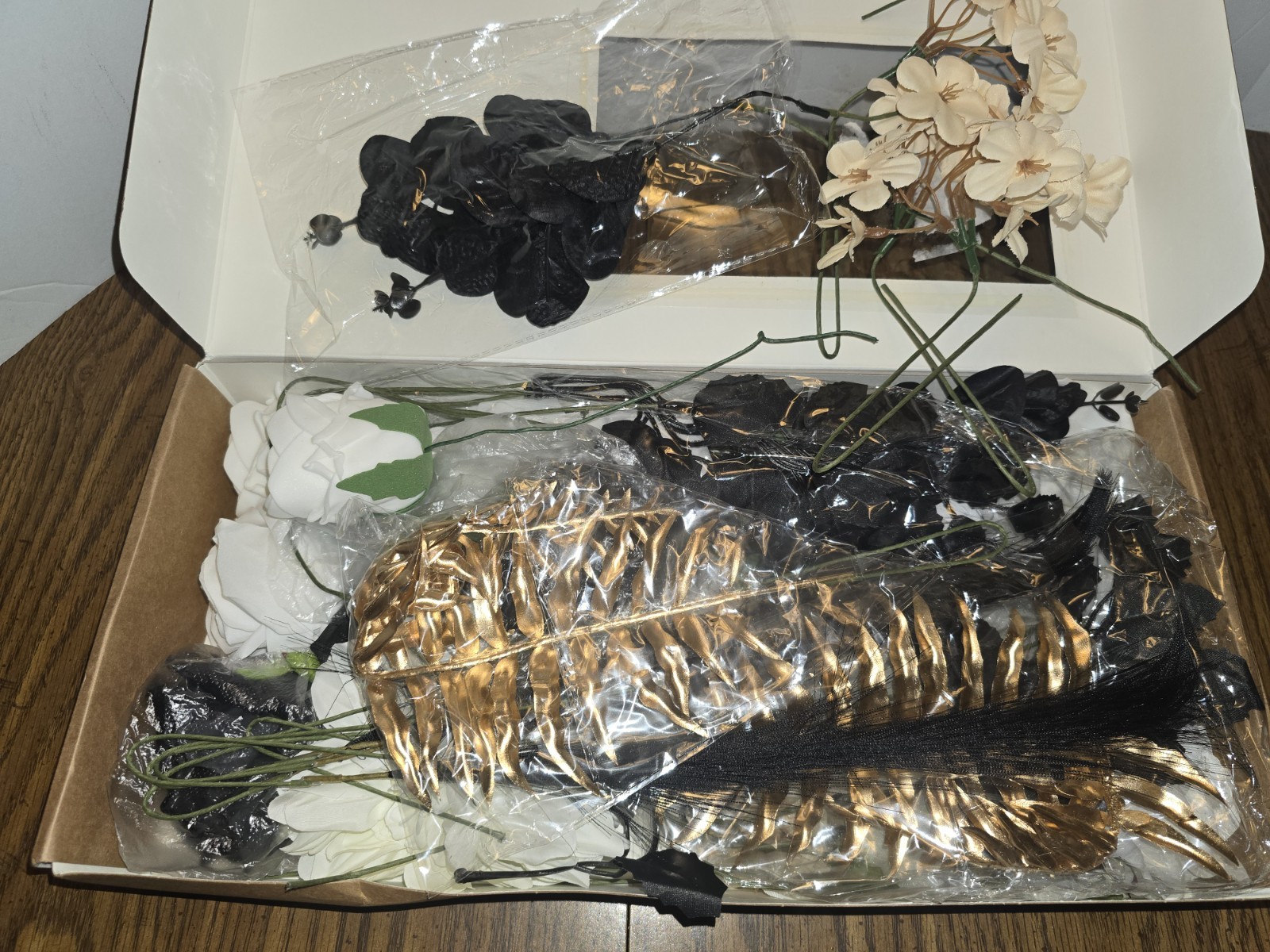 Ling’s Moment Fake Flowers Box, Stems Roses Hydrangea Eucalyptus, Black & Gold
