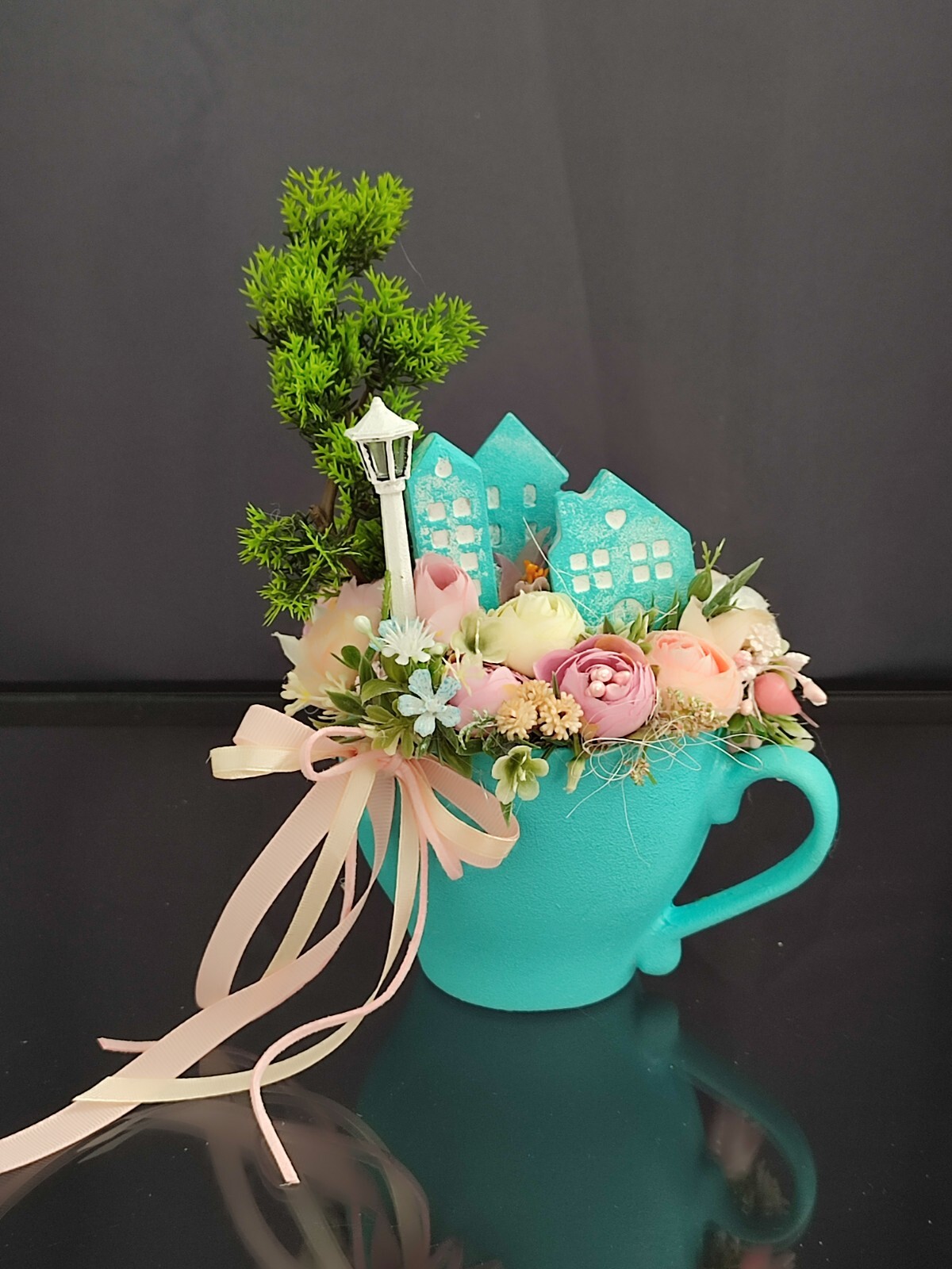 Floral Arrangement in Cup, Teacup flower bouquet, Miniature floral Arrangement