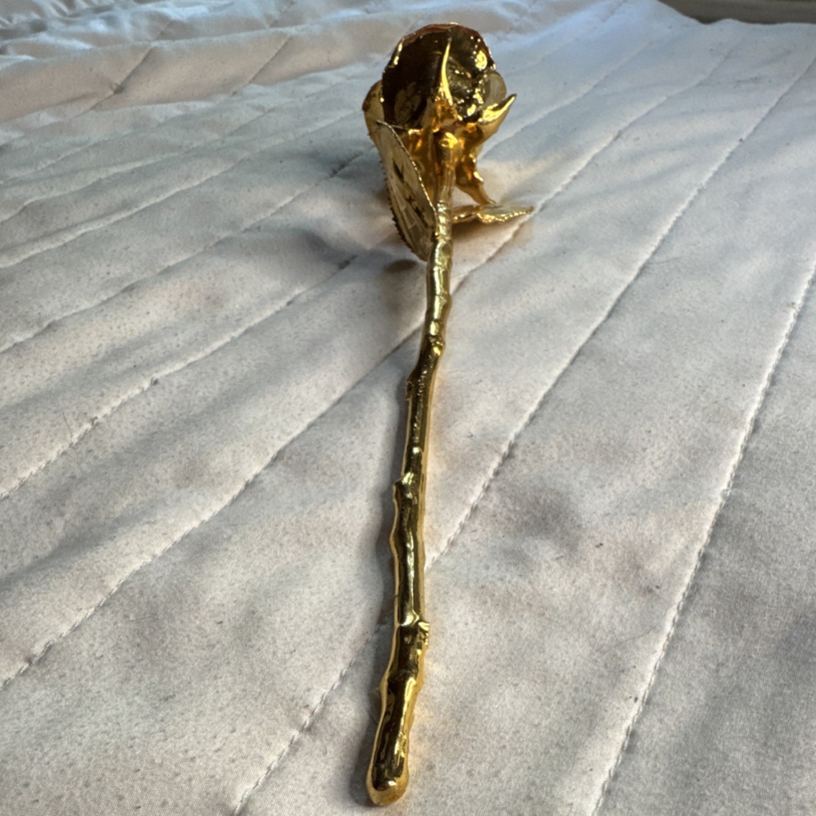 Gold dipped Metal Rose Floral Decor Flower Stem – Gold Tone Metal Rose Stem 24k