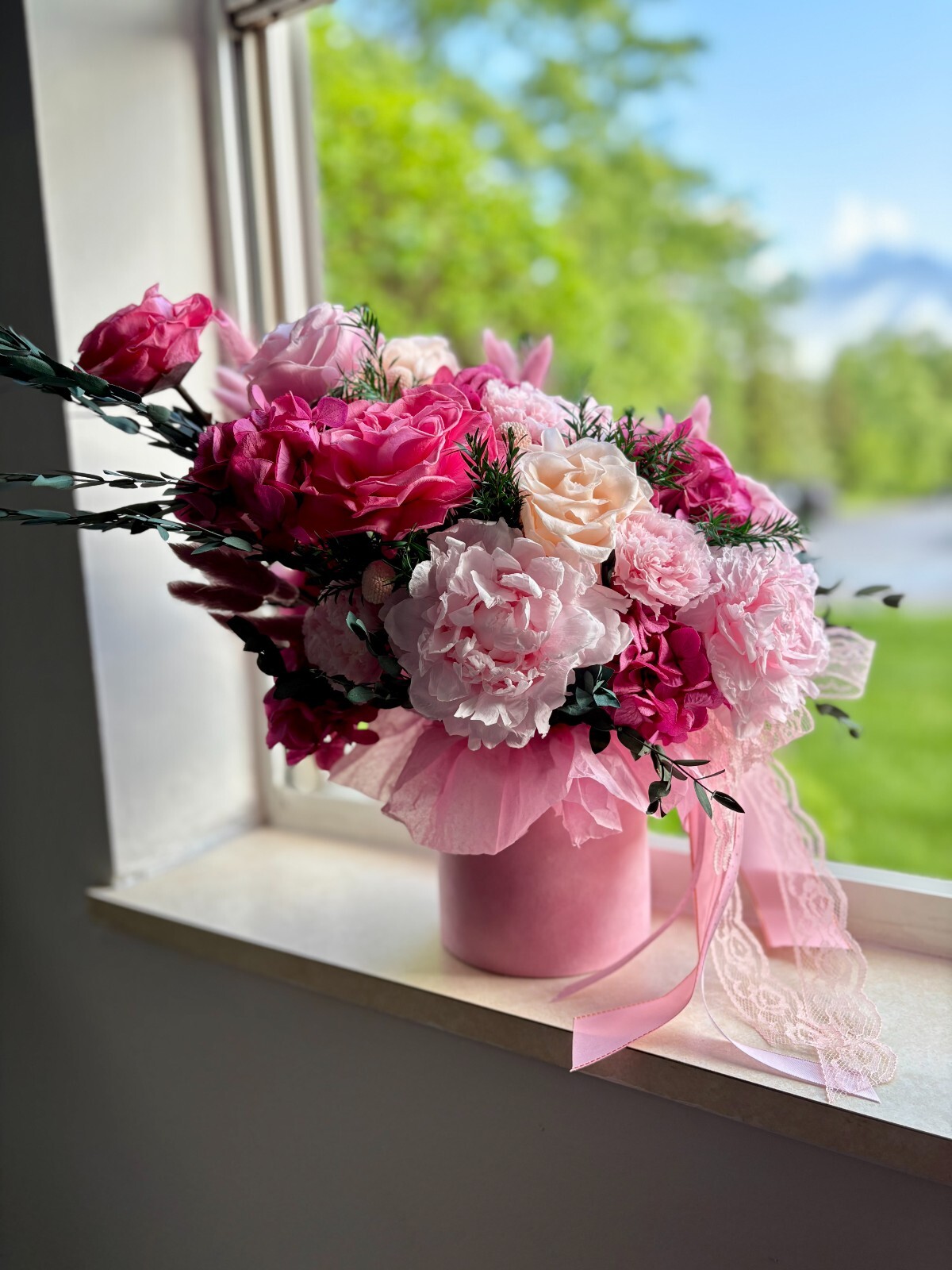 Preserved Flower Bouquet in Pink Raspberry Hat Box, Real Flowers, Lasts 1+ Year