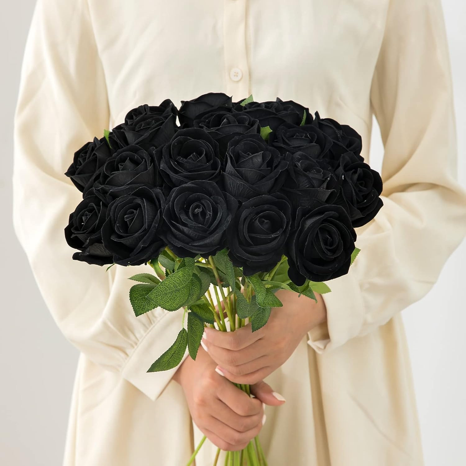 12PCS Artificial Flowers Fake Roses, Realistic Velvet Long Stem Red Roses Bouque