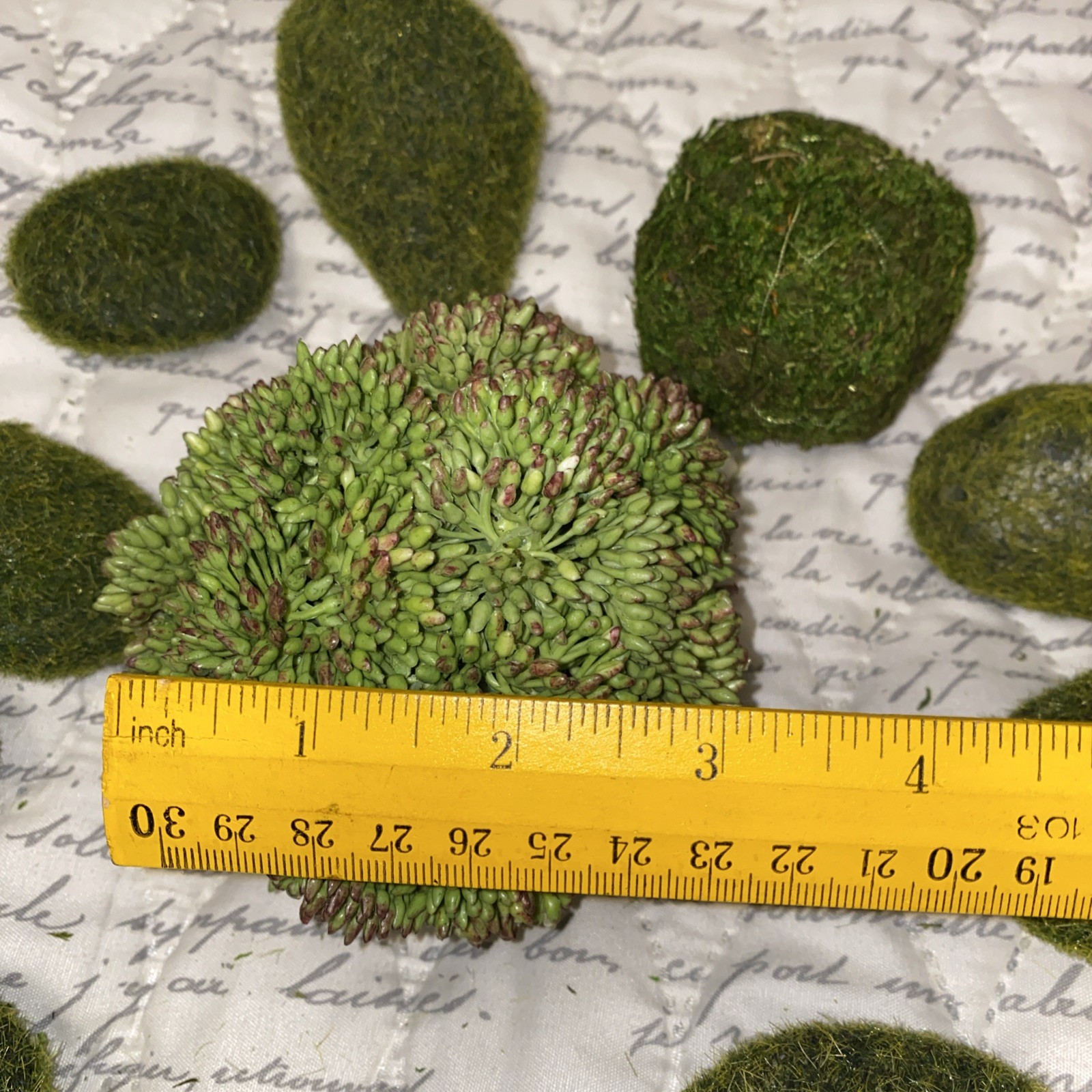 Faux Moss Covered Rocks Stones Balls Display Fairy Garden Greenery