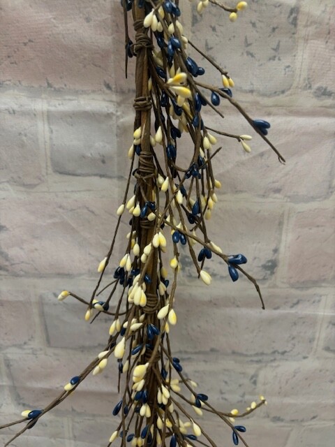Pip Berry Garland Navy & Cream MIX 4′ FULL BEAUTIFUL BERRIES
