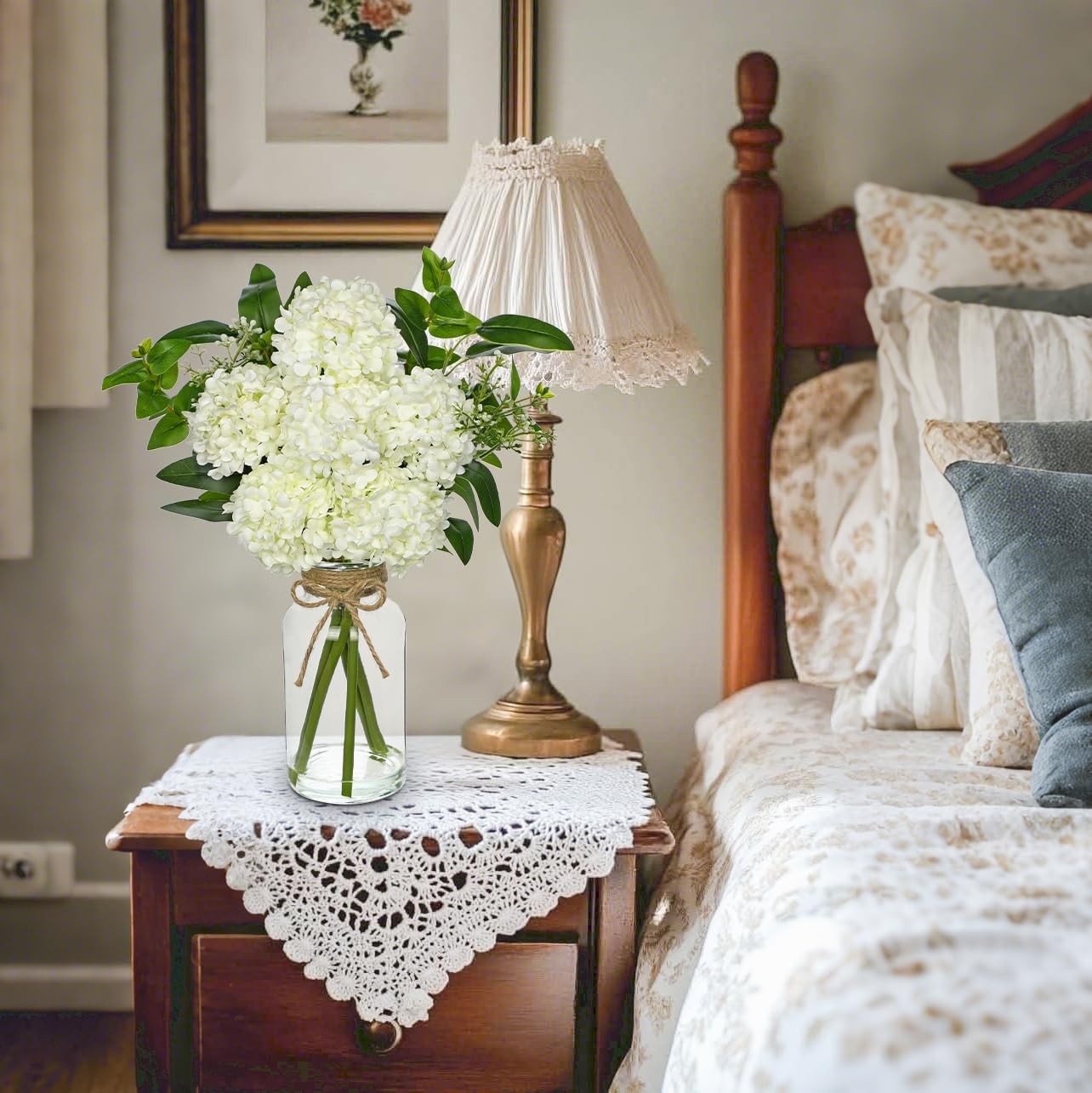 White Hydrangea Artificial Flowers in Clear Glass Vase with Faux Water Silk H…