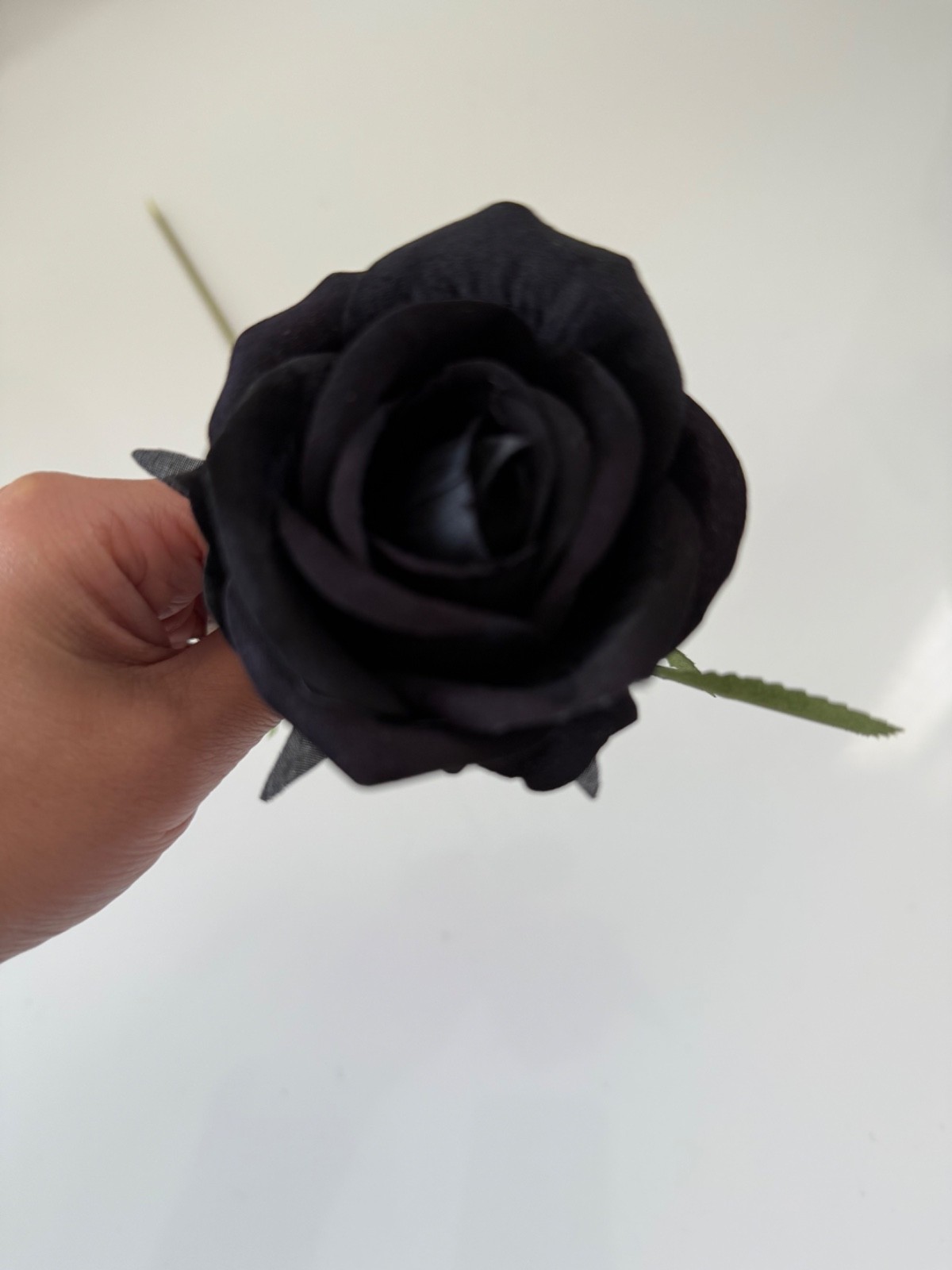 1x Artificial Black Rose Flower Halloween Gothic Accessory DIY Vase Decoration