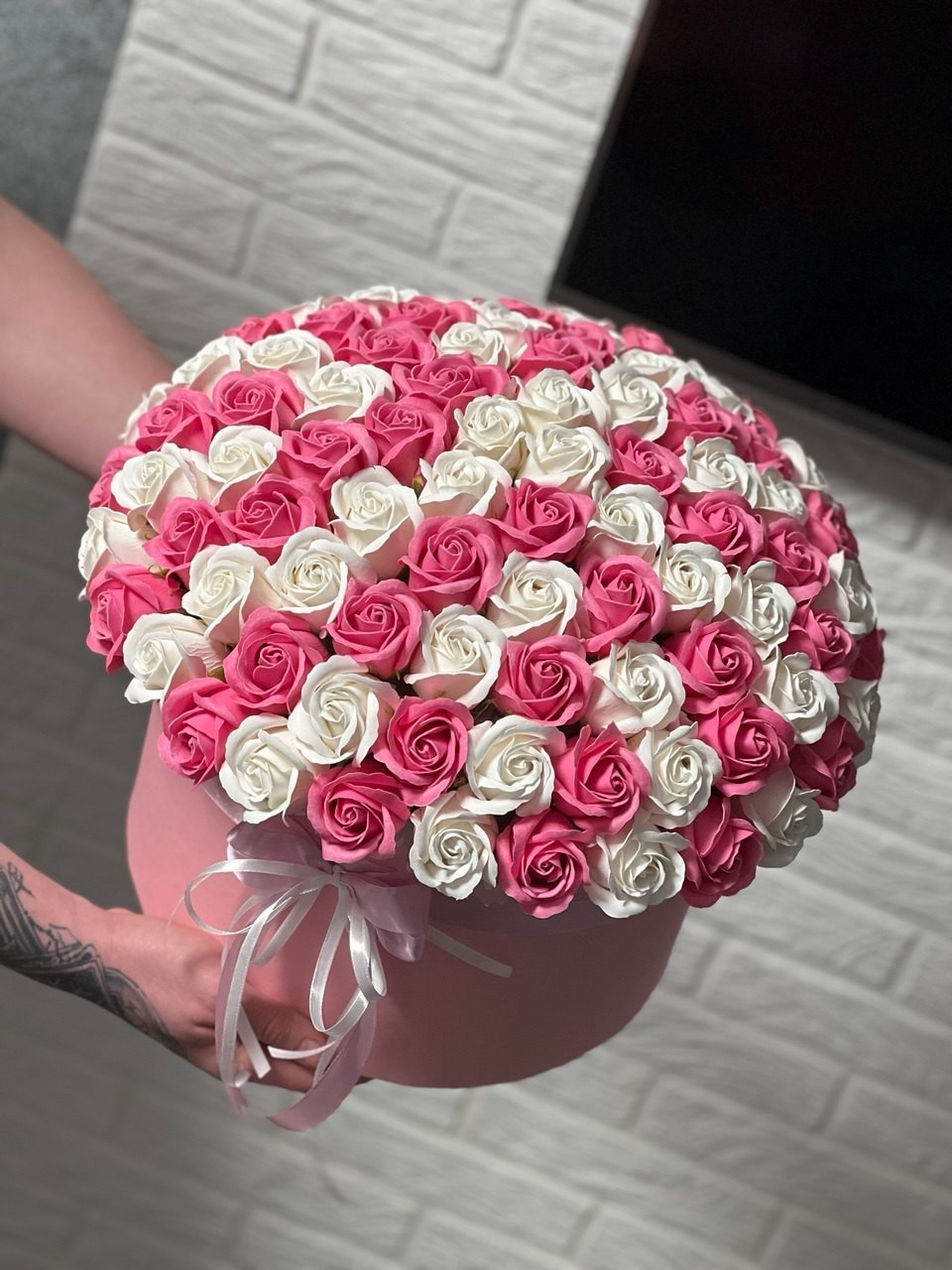 Decorative Soap Flowers – 101 Red Roses | Luxury Gift Bouquet