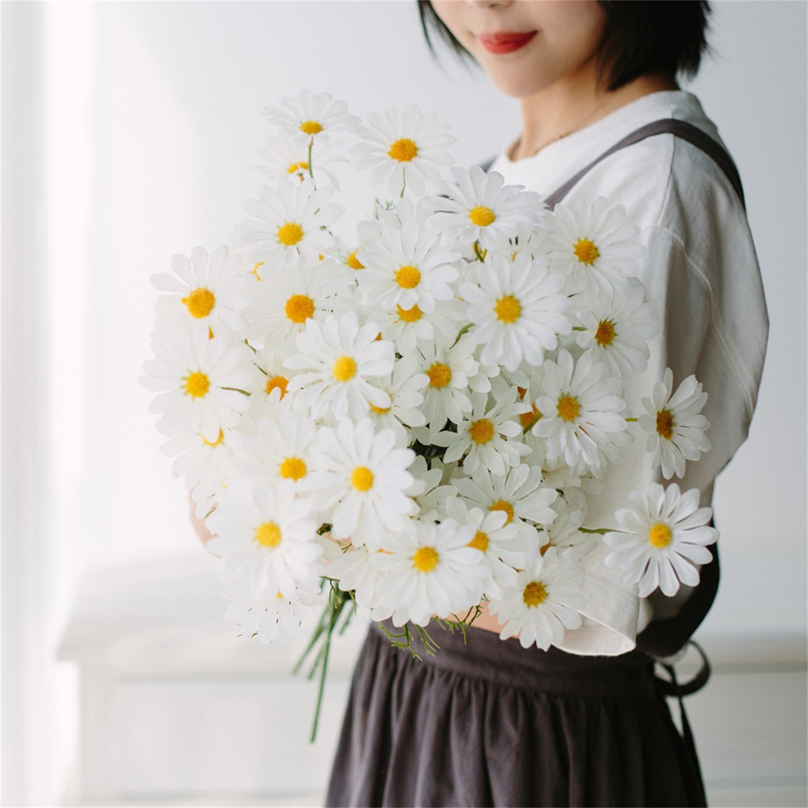 Artificial Daisy Silk Plastic Soft Easy Cleaning Attractive Decorative Fake