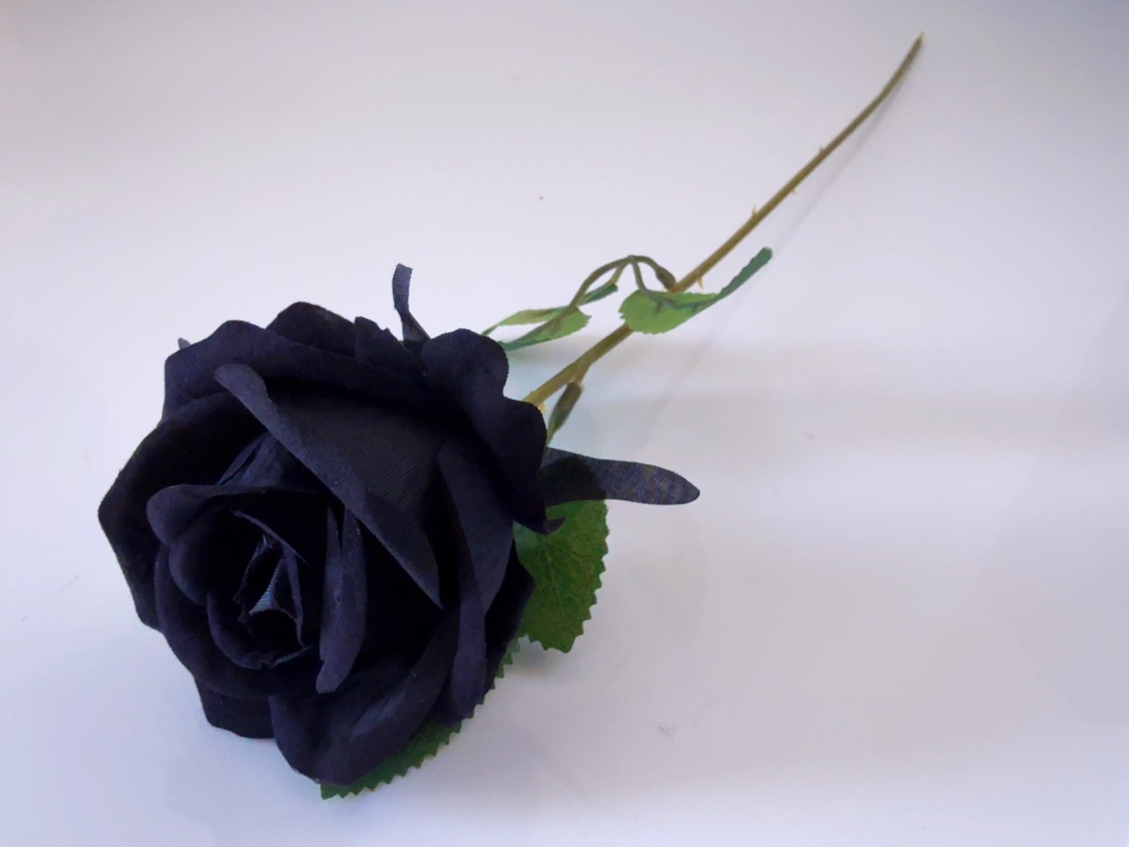 1x Artificial Black Rose Flower Halloween Gothic Accessory DIY Vase Decoration