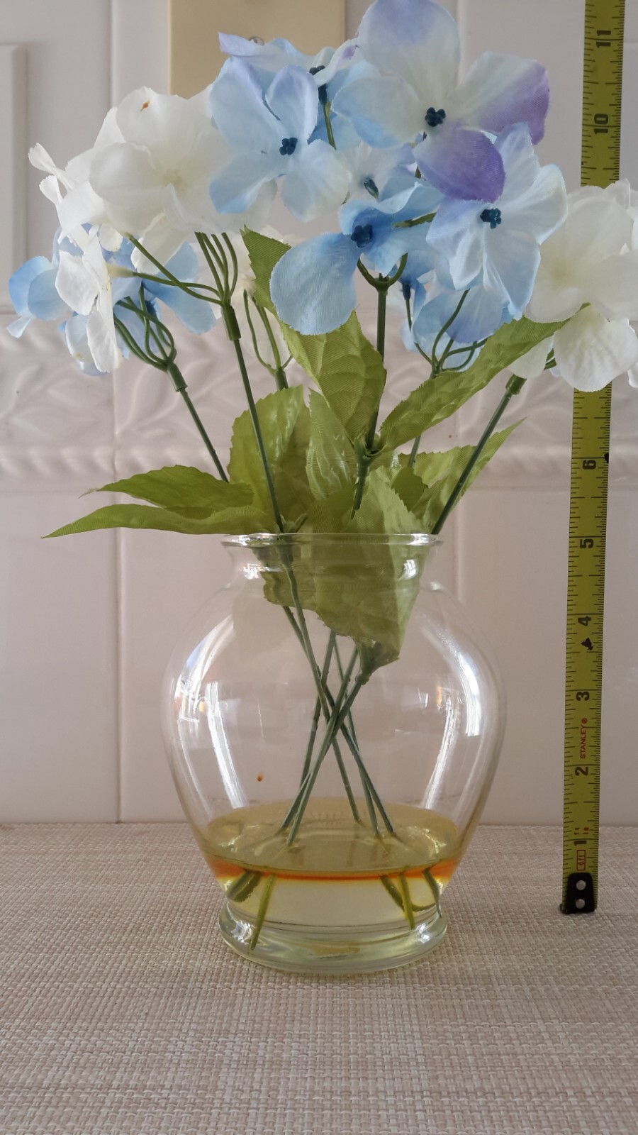 Artificial White/Blue Flowers in Vase with Faux Acrylic Water 11′ Tall DIY
