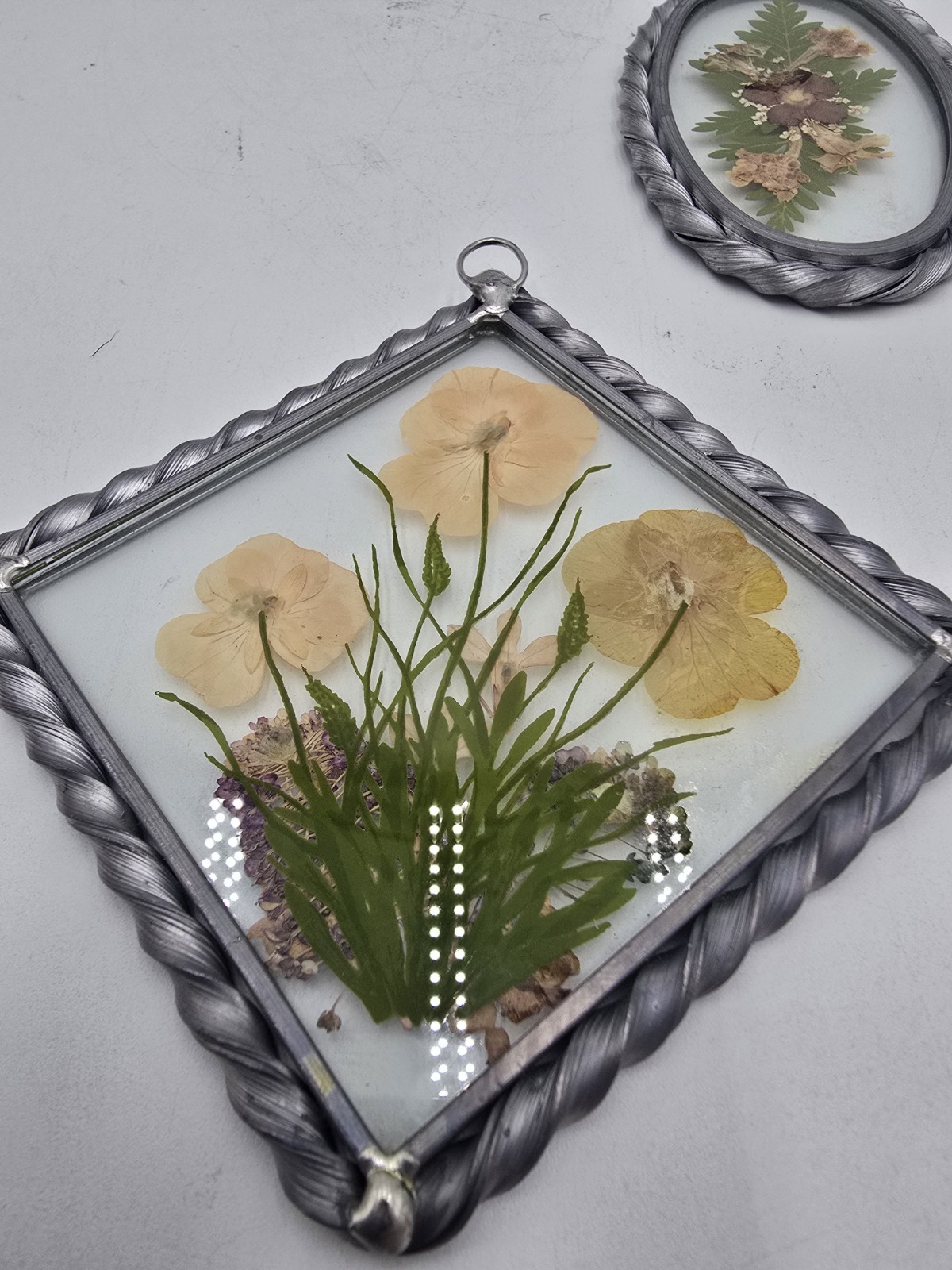 3 PC Dried Pressed Flower Hanging Sun Catchers Decor Cottage Farmhouse