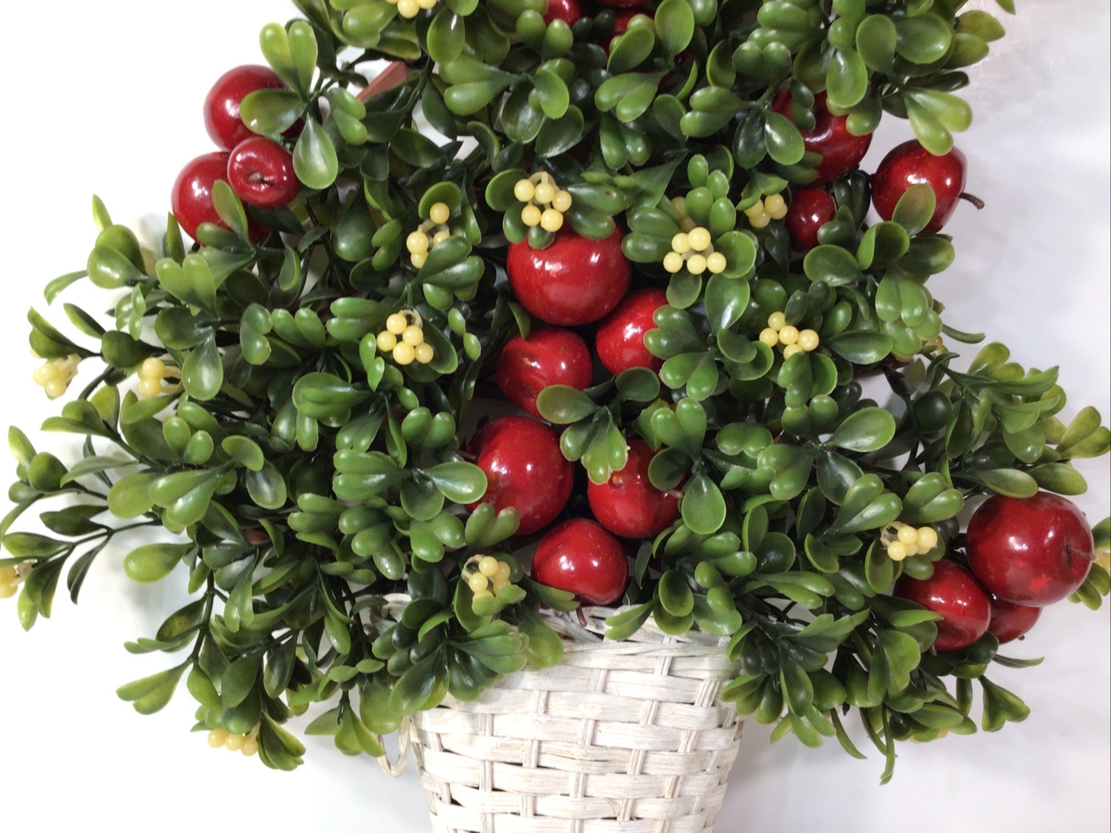Vintage~MCM~ Green Boxwood Style Tree With Red Apples Wall Hanging Decor ~21”