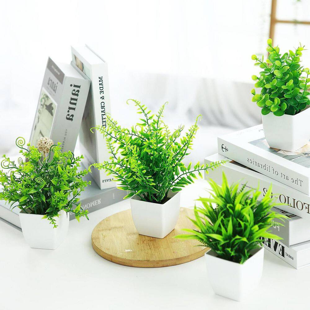 Fake Plants in White Pot Garden Statue, 4-Pack