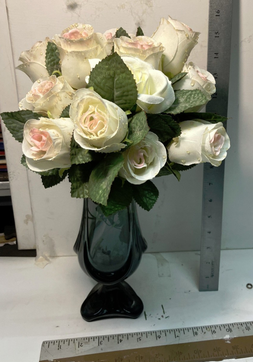 Artificial Silk White Roses 12 in glass Vase free shipping