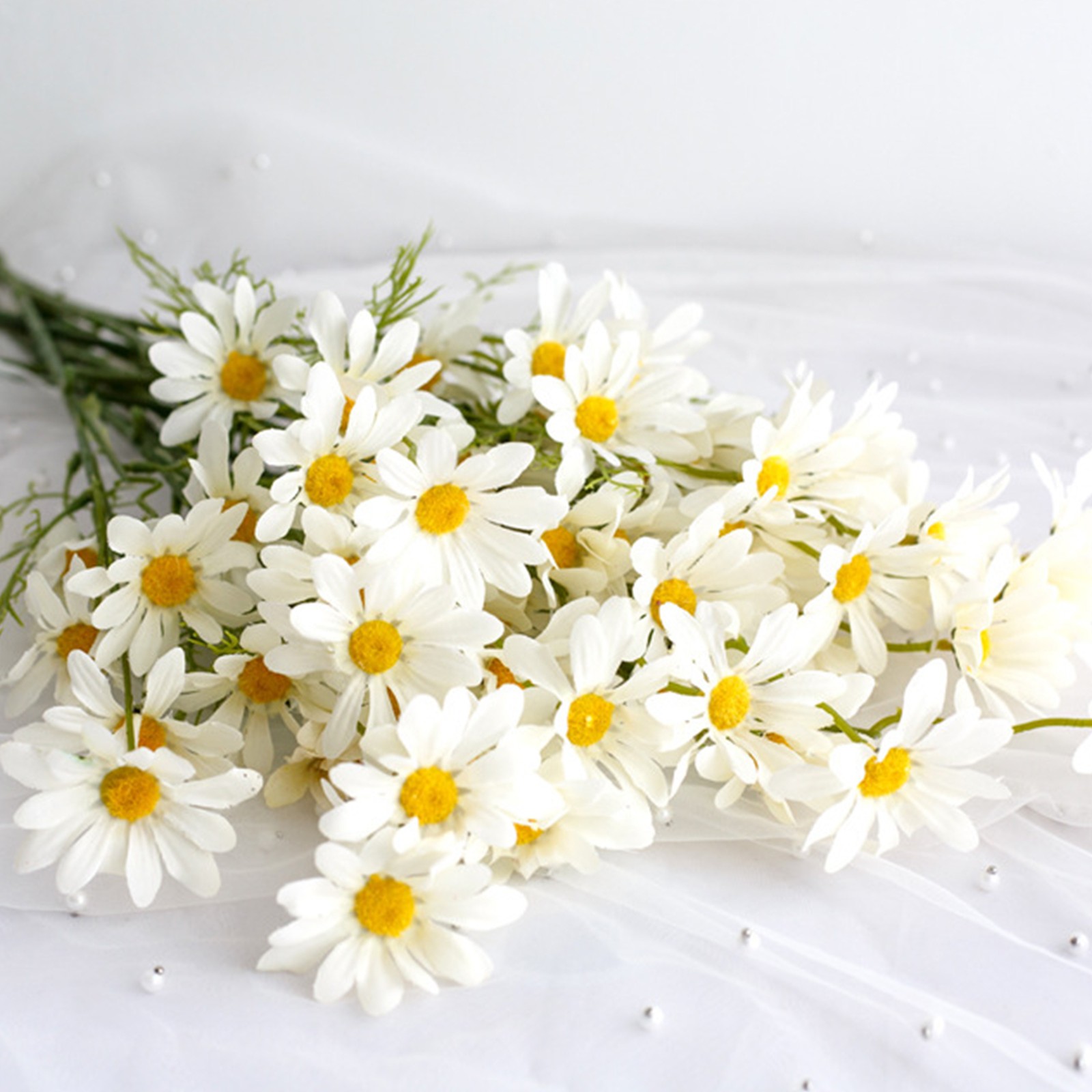 Artificial Daisy Silk Plastic Soft Easy Cleaning Attractive Decorative Fake