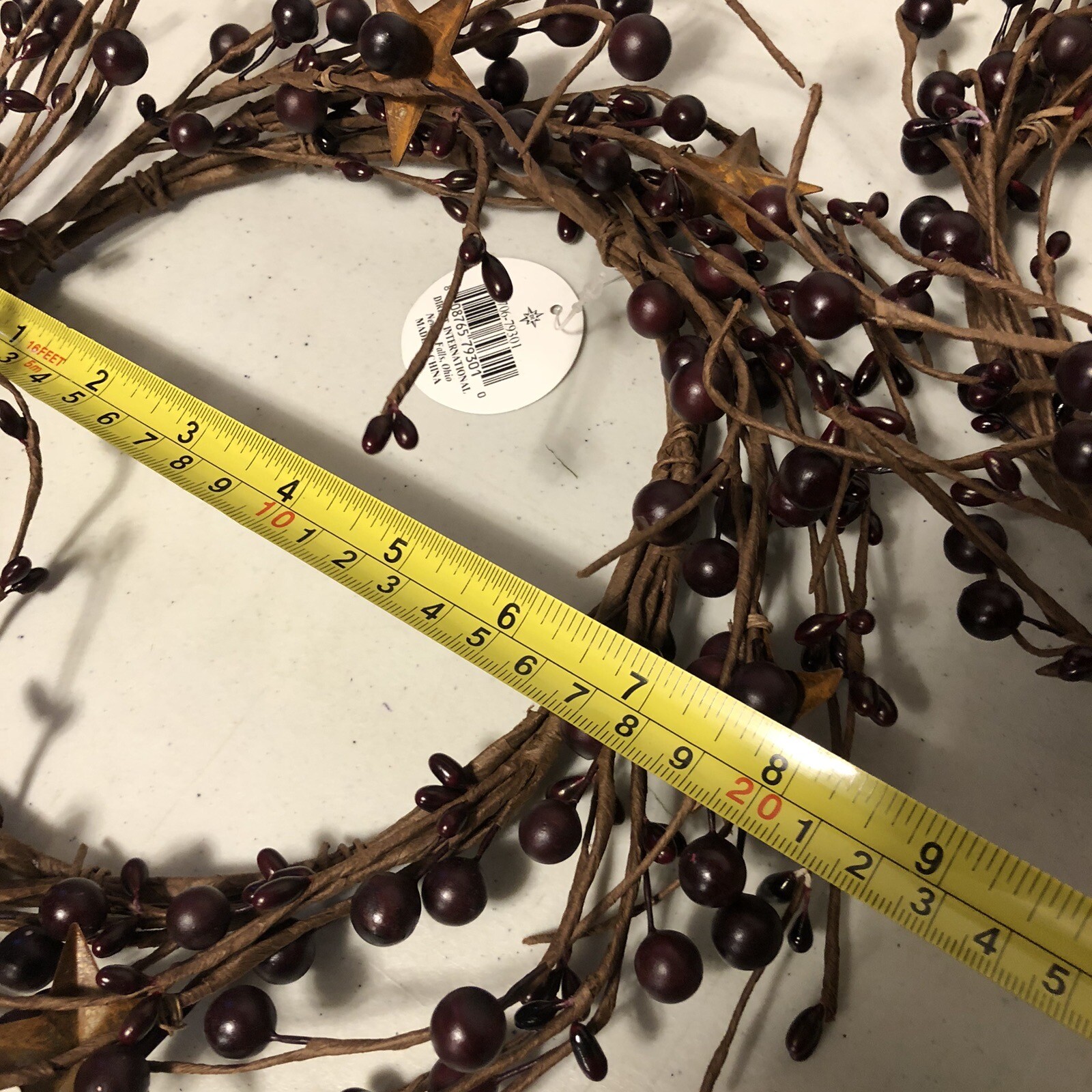 5 Pip Berry And Star Vine Candle rings 6.5” opening Dark Wine