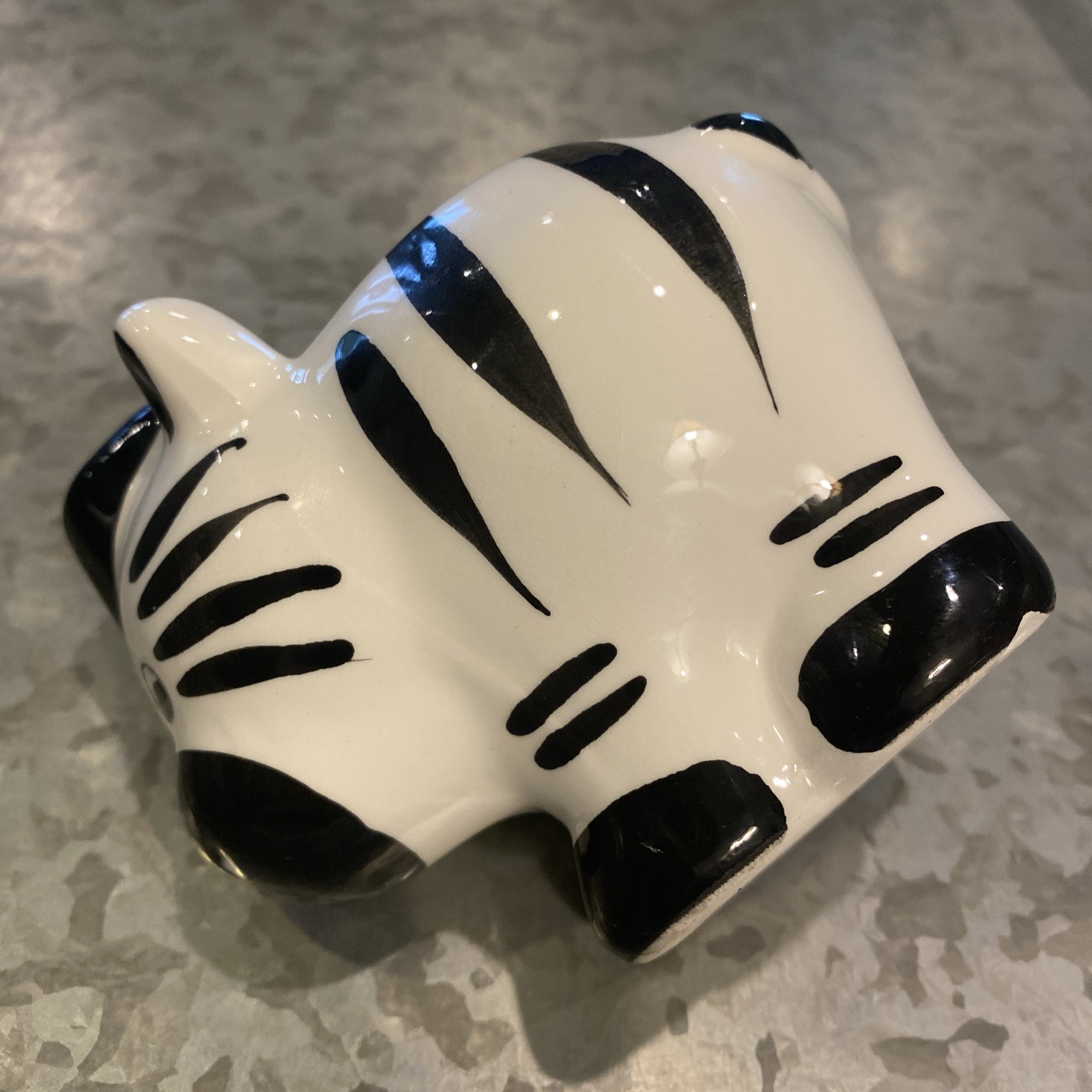 Zebra Cute Baby Animal Ceramic Succulent Flower Air plant Holder Pot- New