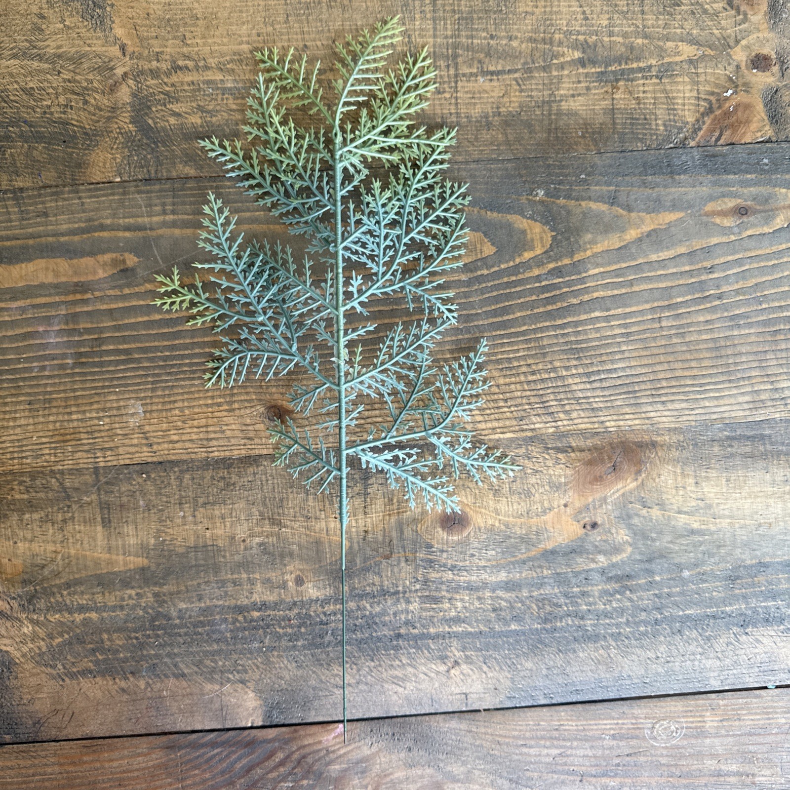 47 PCS Artificial Pine/Cedar Greenery for Crafts, Good-Used Condition