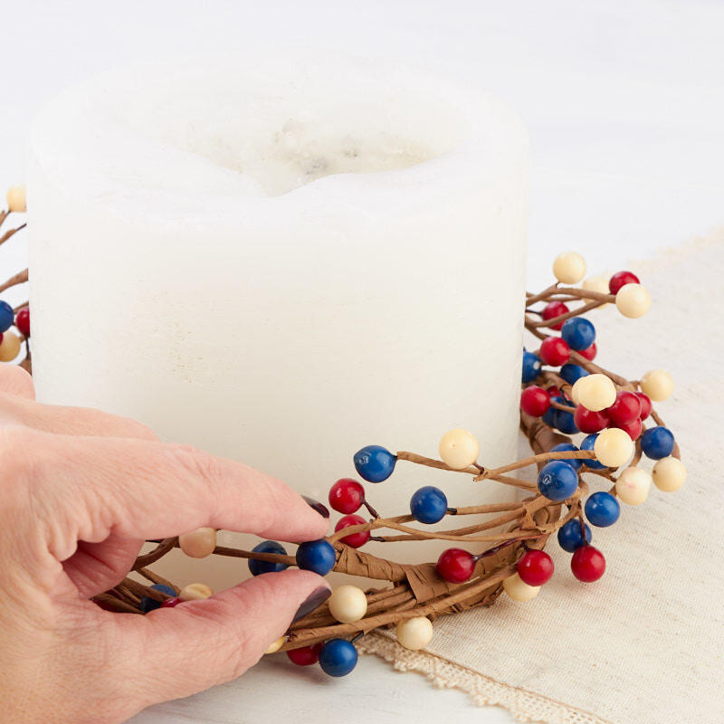 Set of 2 Factory Direct Craft Primitive Americana Berry Candle Rings